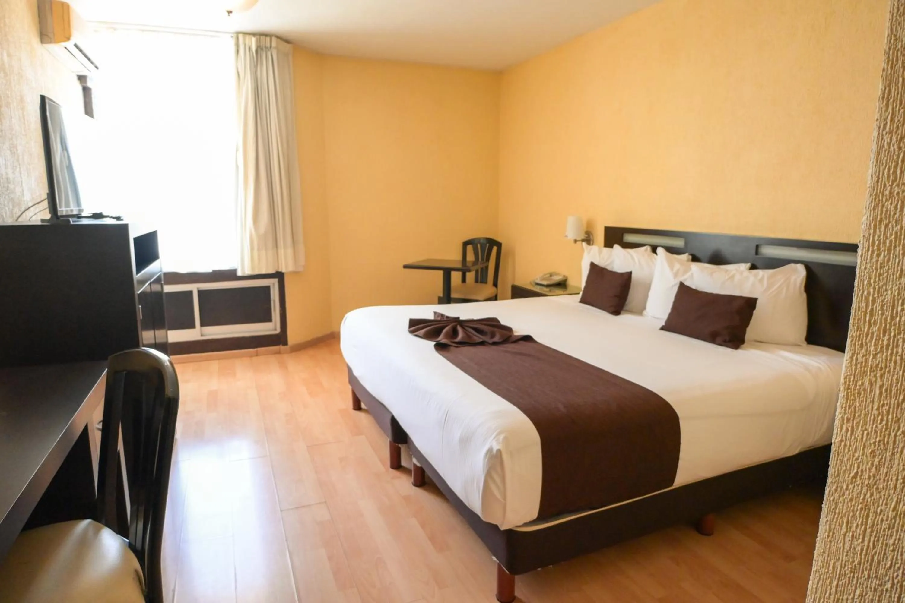 Bed in Hotel Santa Irene Guadalajara