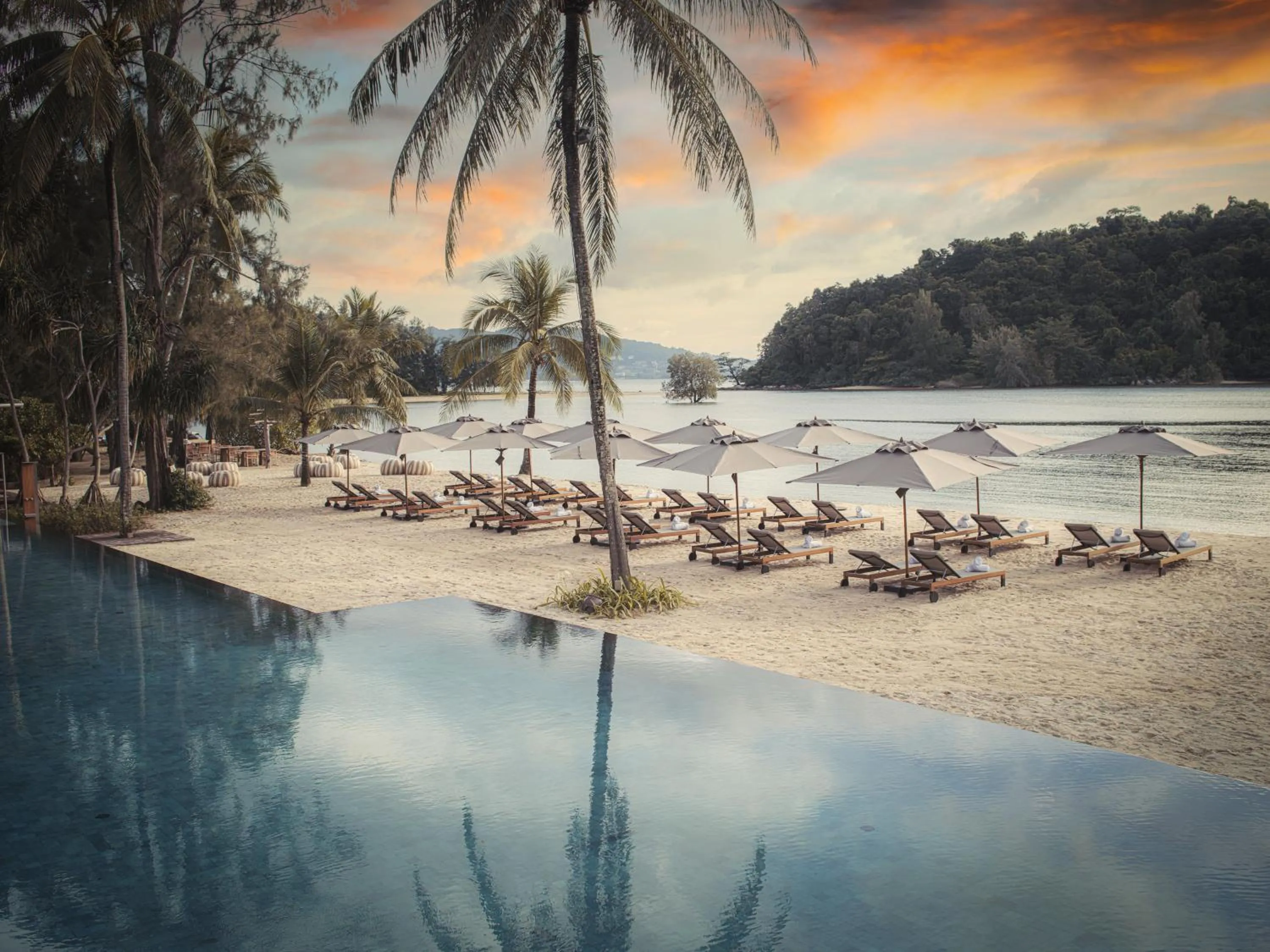 Beach in Anantara Layan Phuket Resort