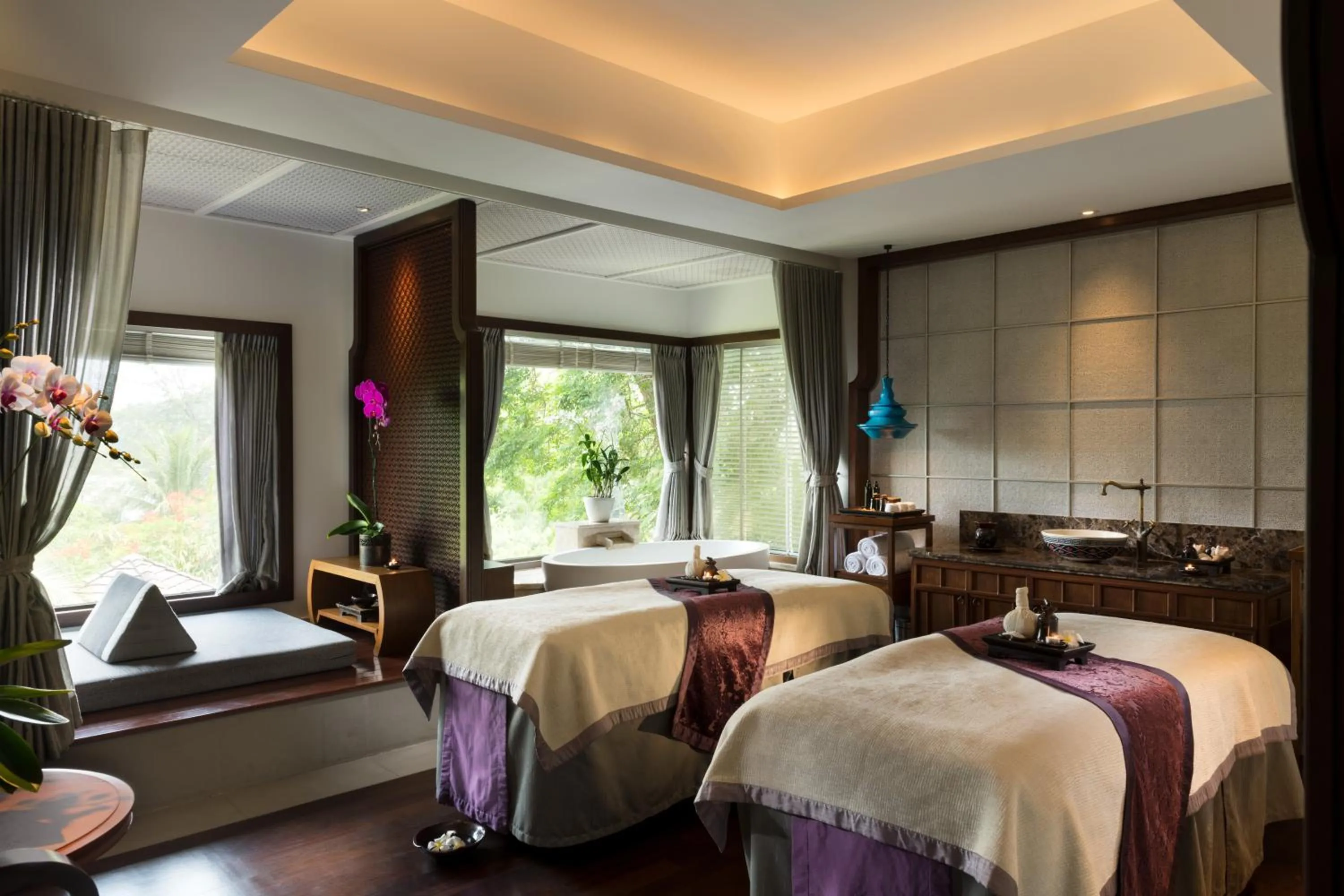 Massage, Bed in Anantara Layan Phuket Resort