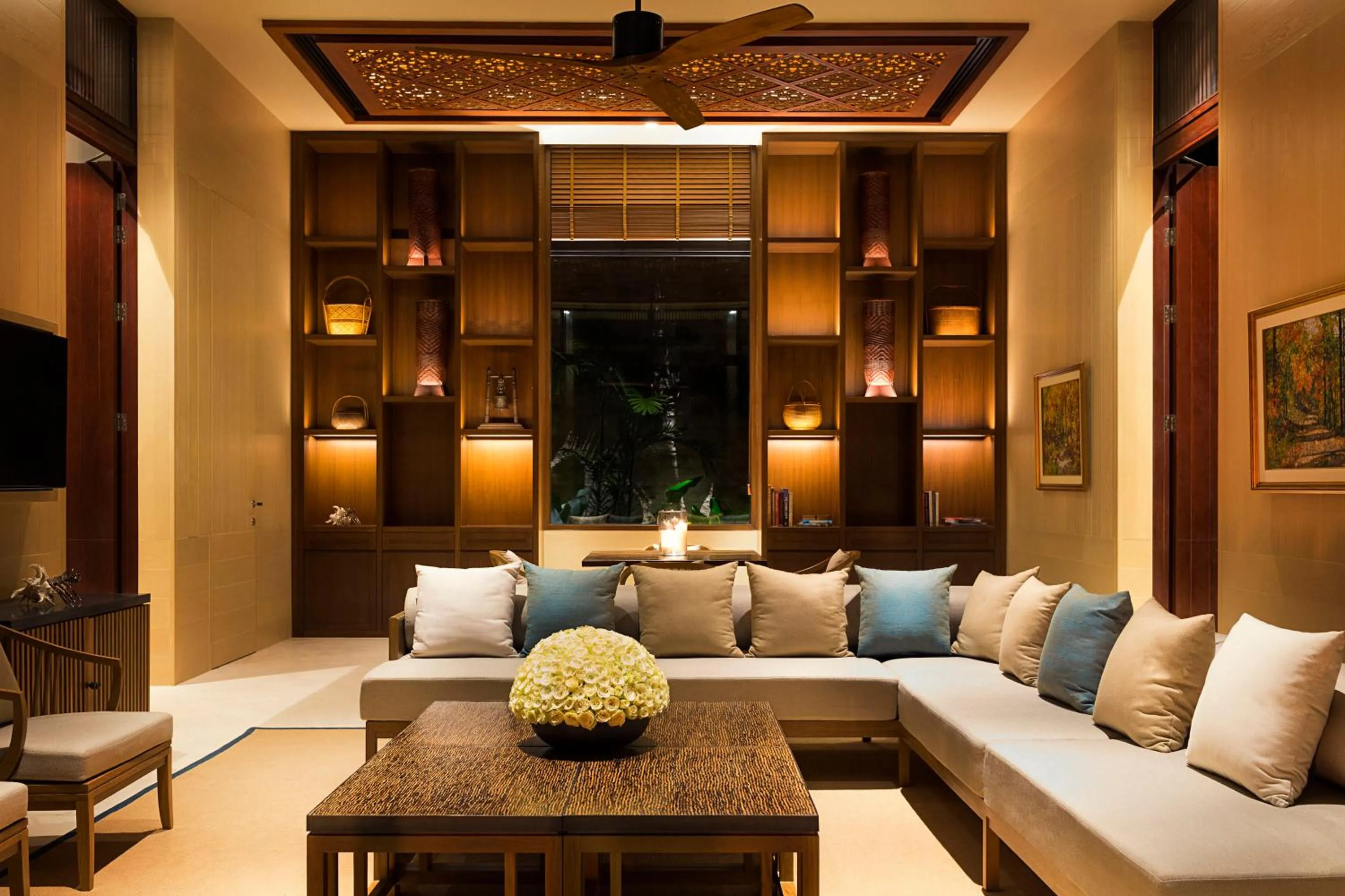 Living room in Anantara Layan Phuket Resort