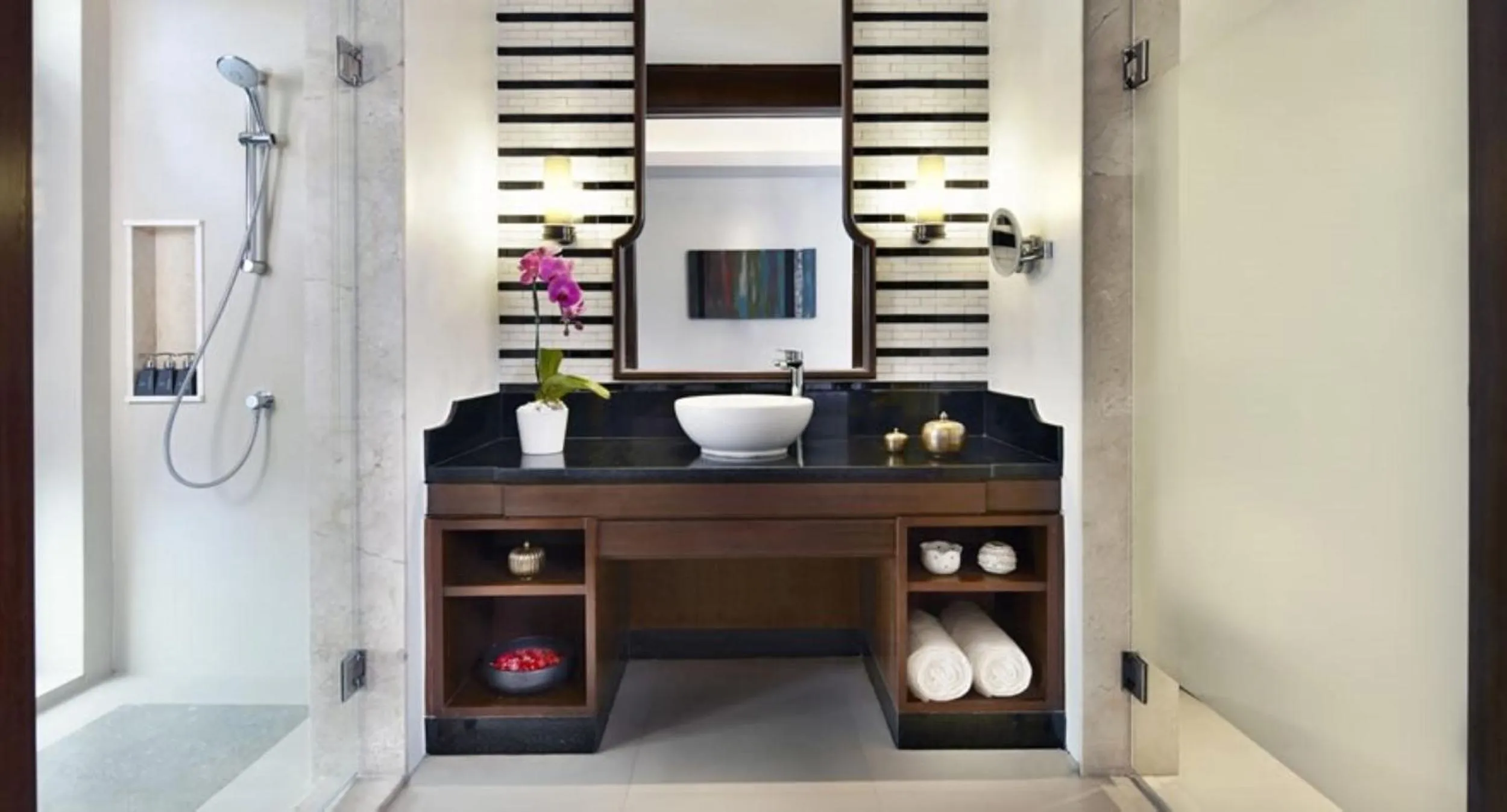 Bathroom in Anantara Layan Phuket Resort