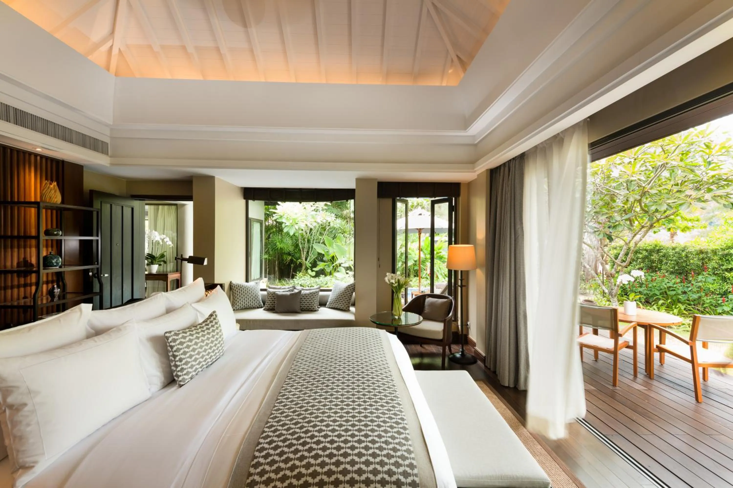 Photo of the whole room, Bed in Anantara Layan Phuket Resort