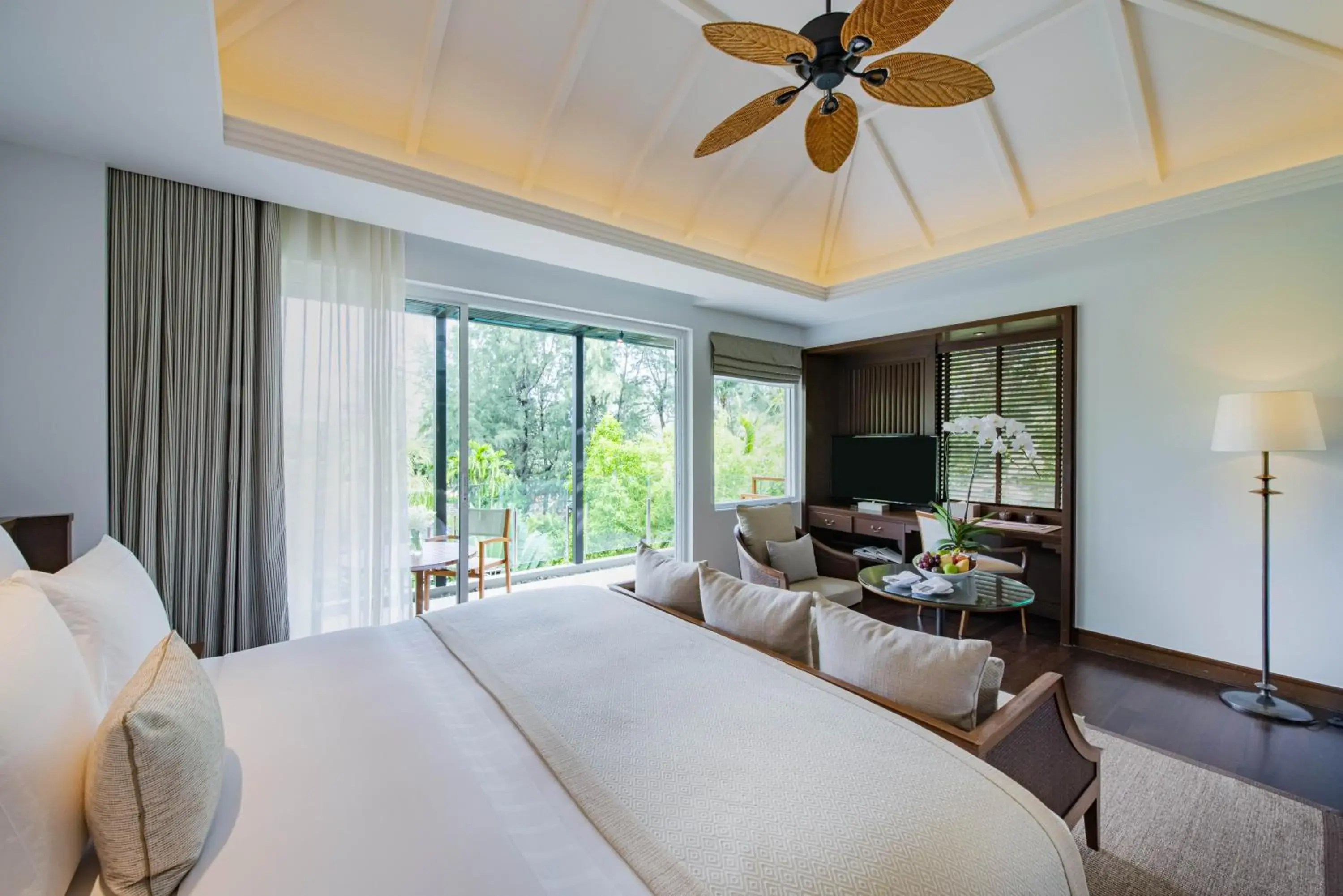 Bedroom, Bed in Anantara Layan Phuket Resort Bedroom, Bed in Anantara Layan Phuket Resort
