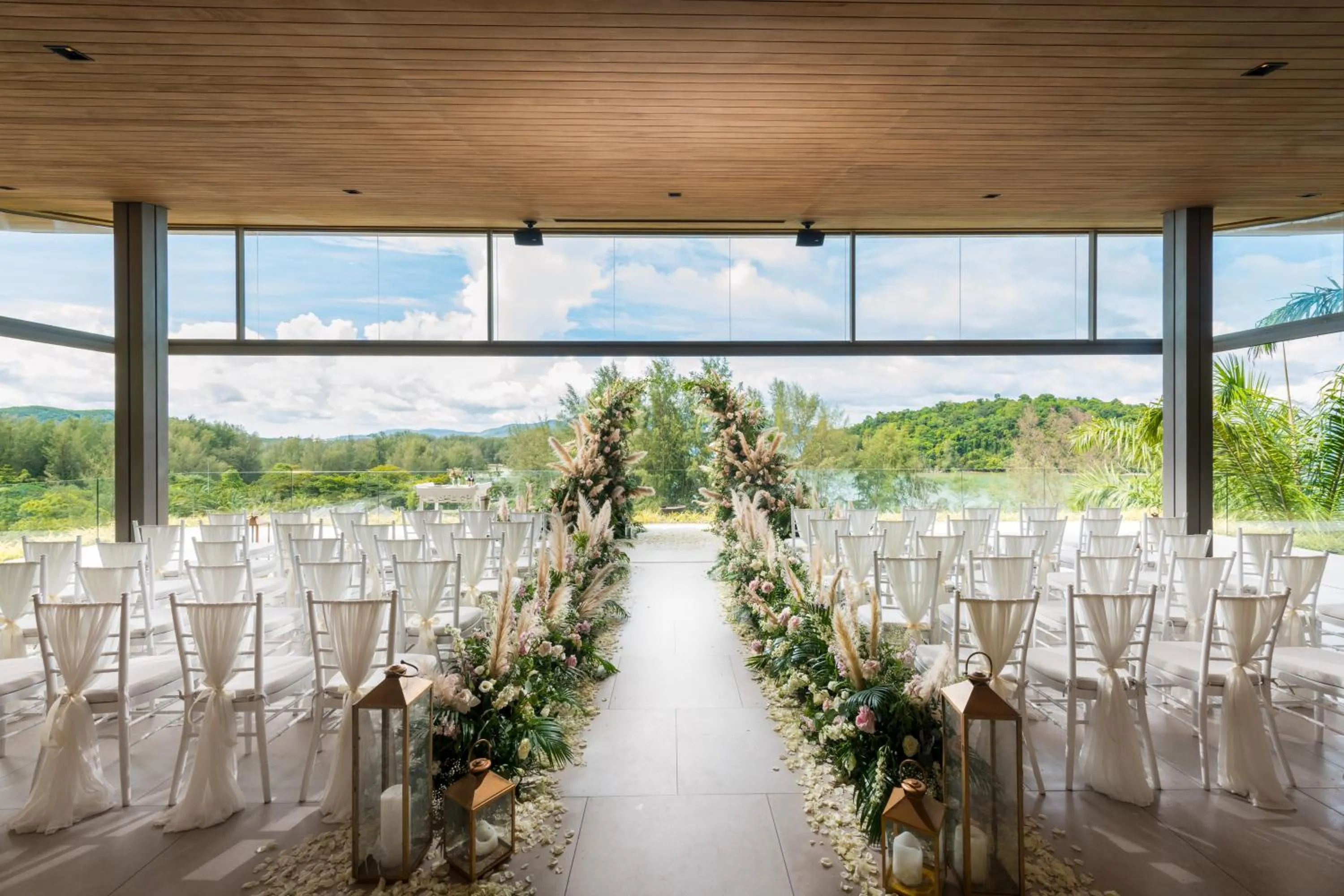 Business facilities in Anantara Layan Phuket Resort