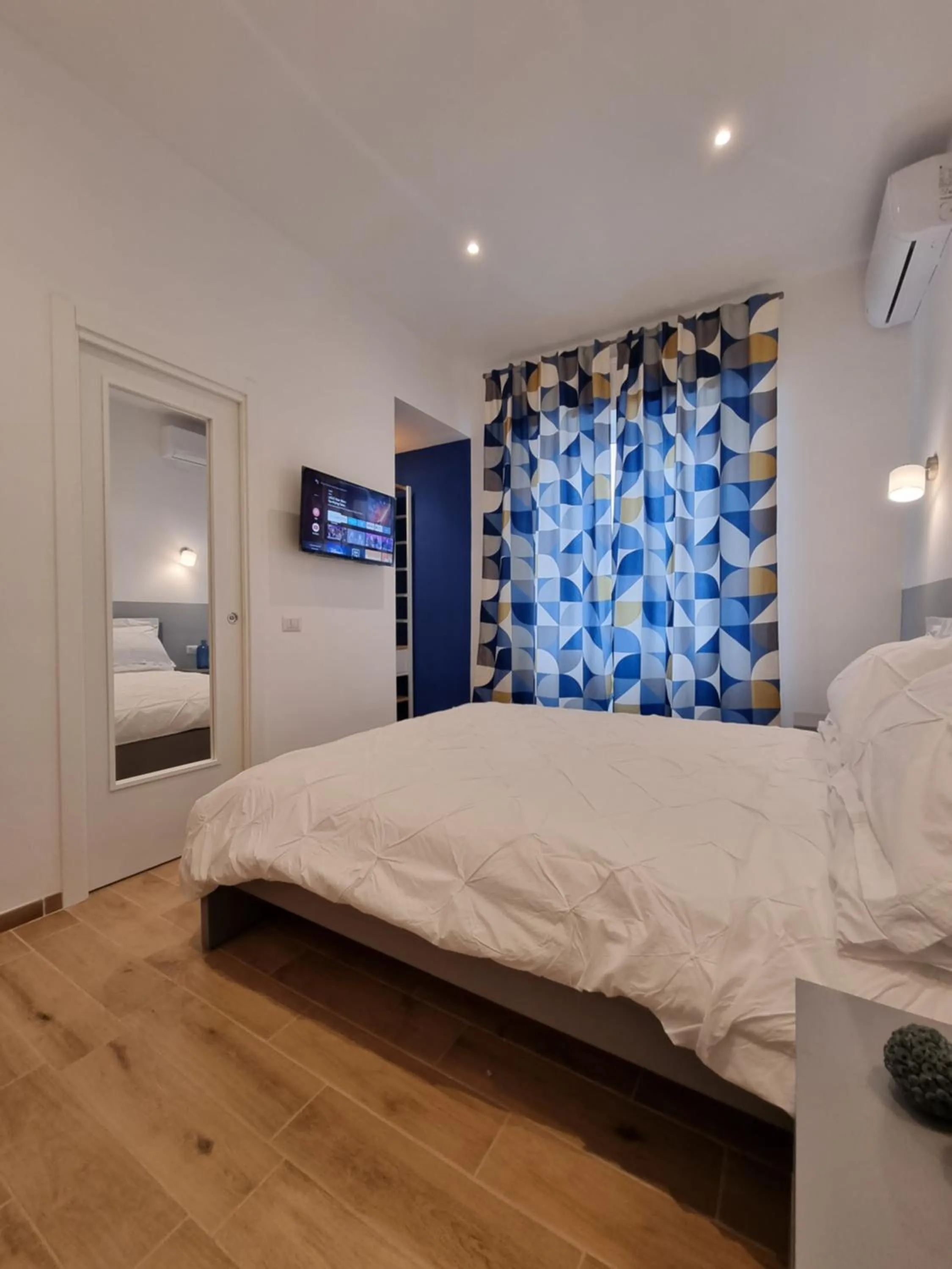 Bedroom, Bed in G&G Napoli