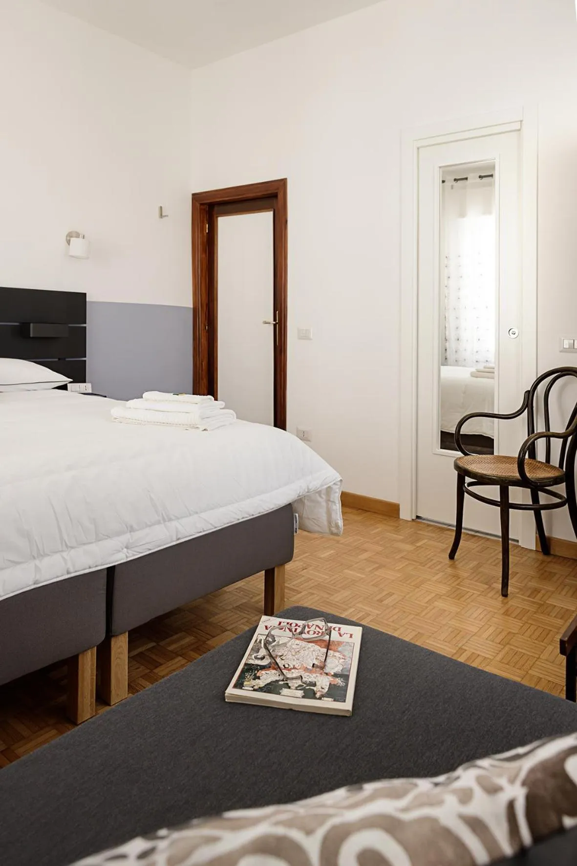 Bedroom, Bed in G&G Napoli