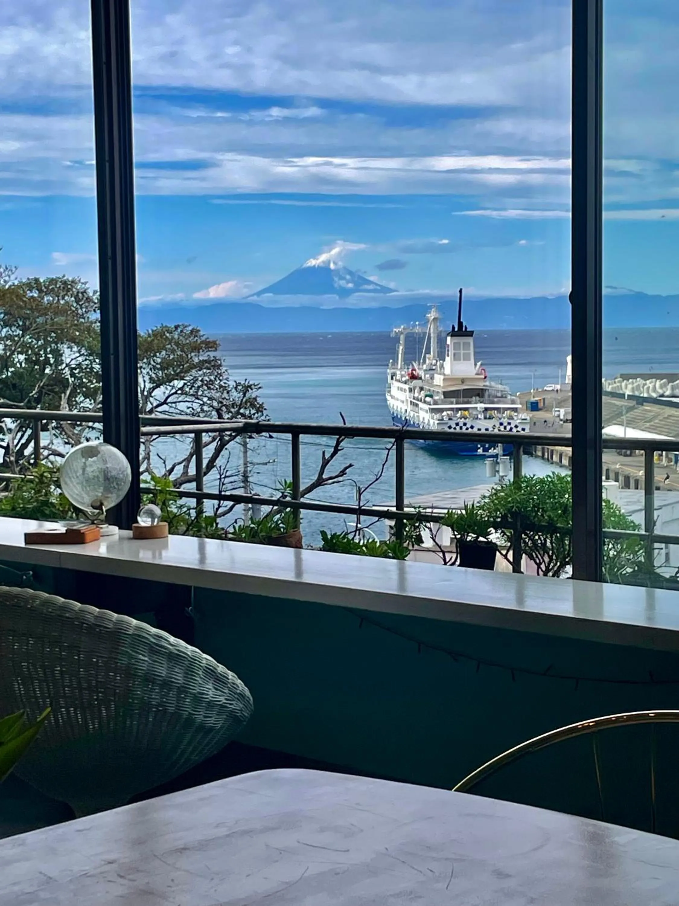View (from property/room) in Hotel MOANA絶景オーシャンビューカフェラウンジ朝食付き