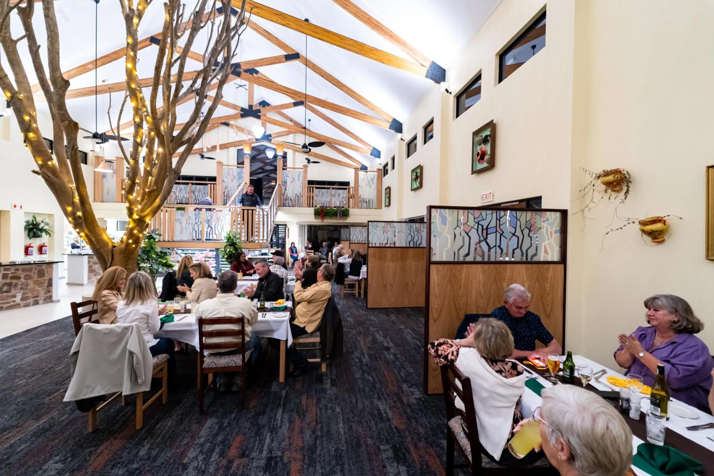 Restaurant/places to eat in Gooderson Monks Cowl Golf Resort