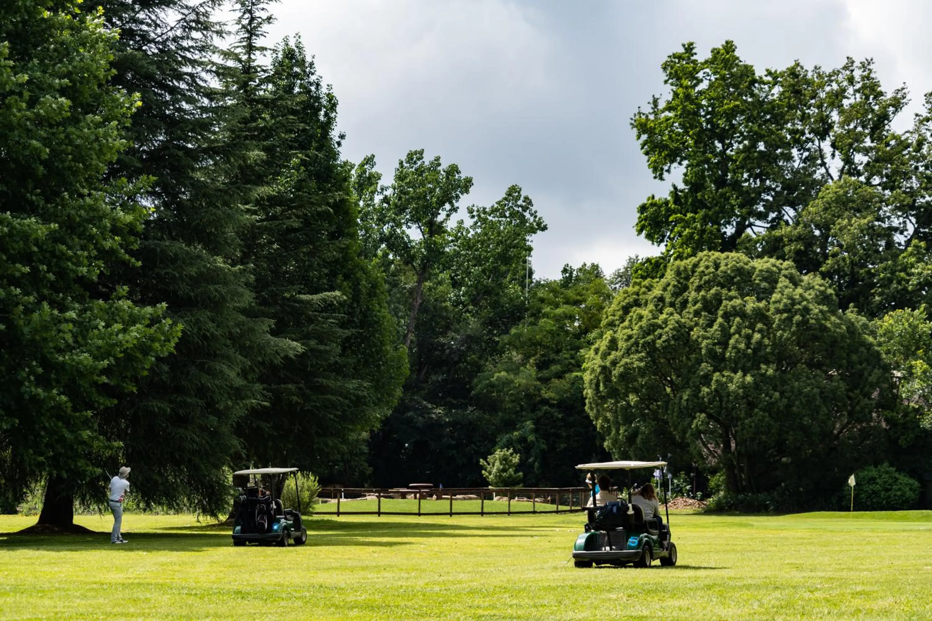 Golfcourse in Gooderson Monks Cowl Golf Resort