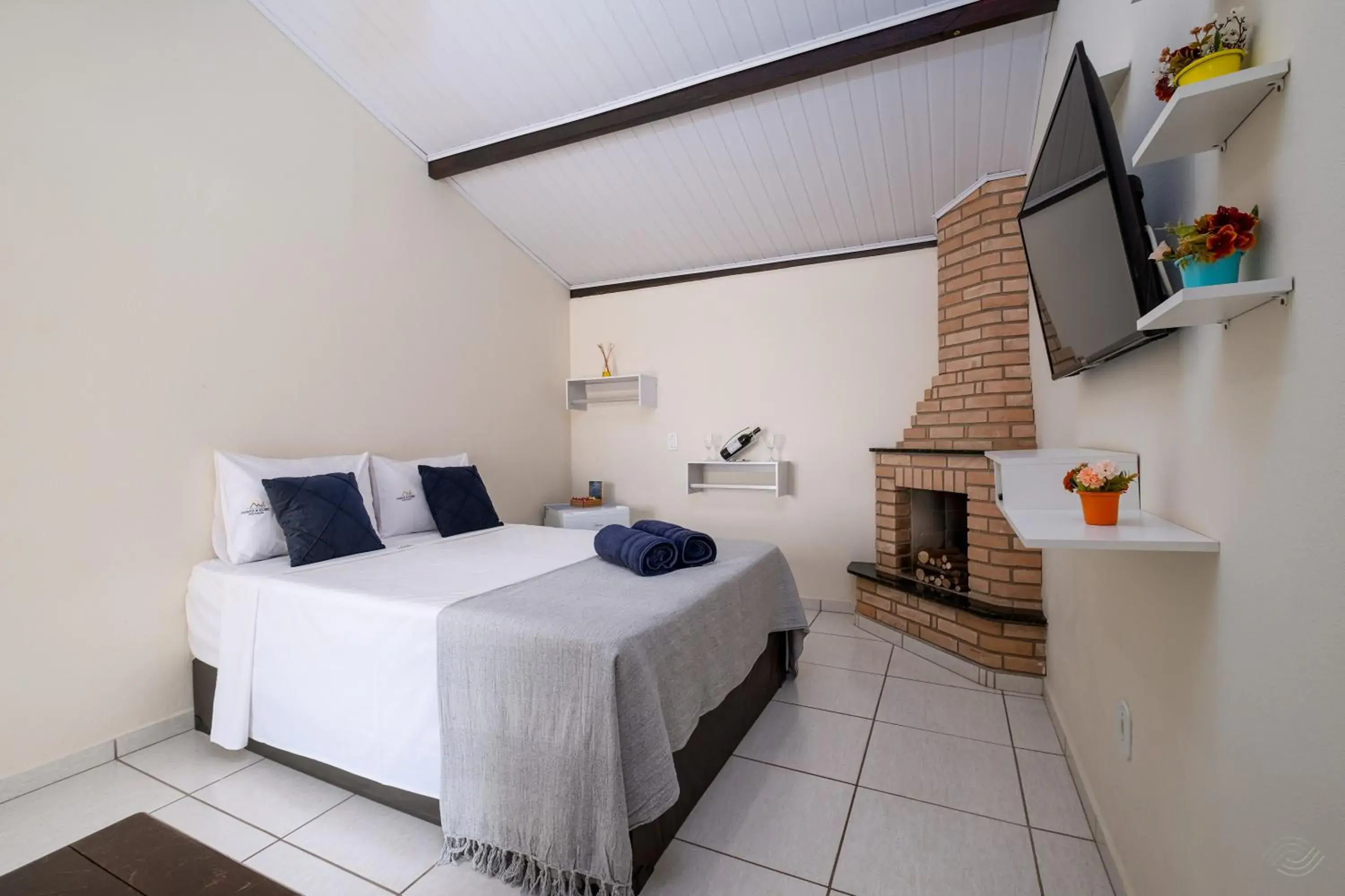 Double Room in Pousada Encantos de Socorro Double Room in Pousada Encantos de Socorro