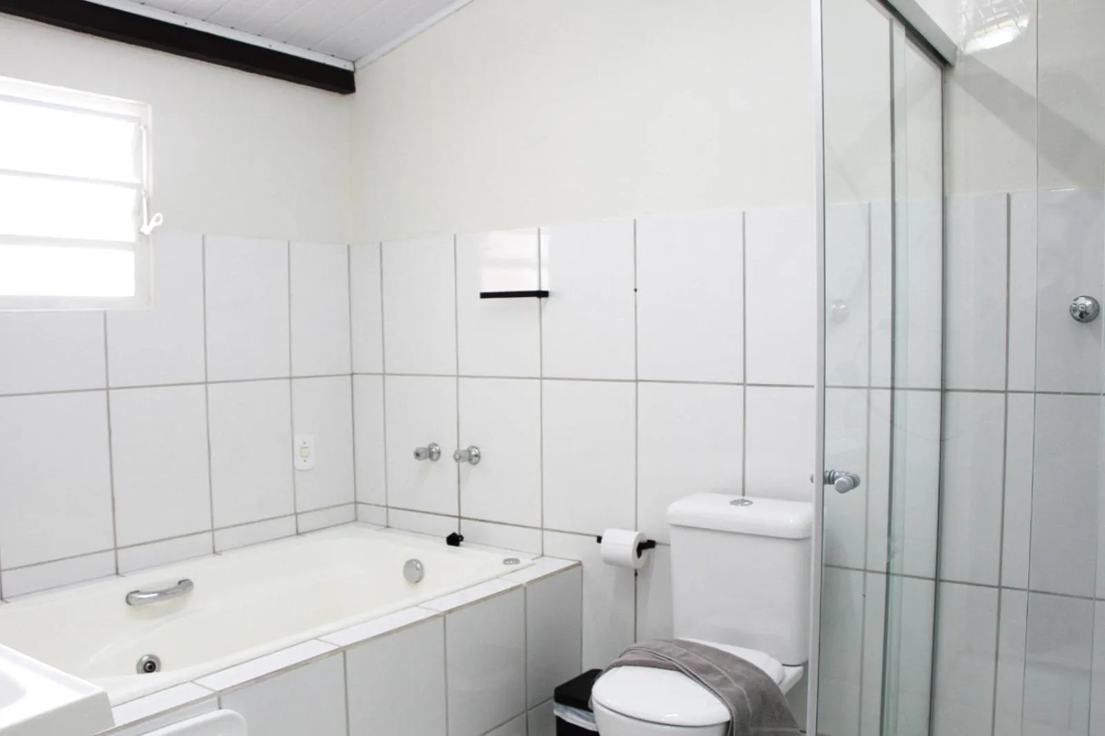 Hot Tub in Pousada Encantos de Socorro