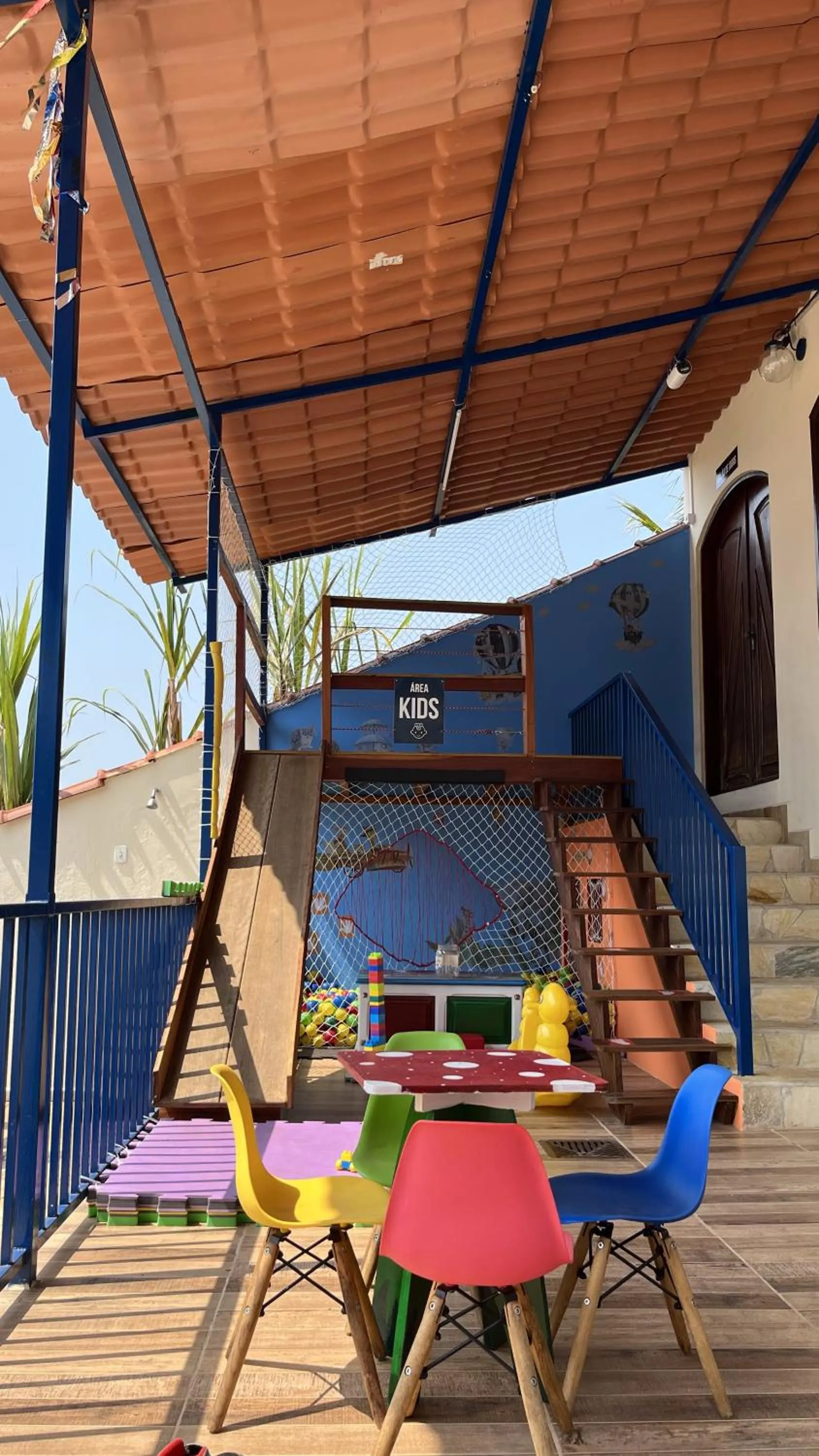 Children play ground in Pousada Encantos de Socorro