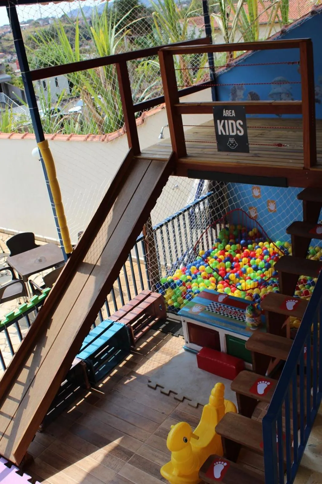 Children play ground in Pousada Encantos de Socorro