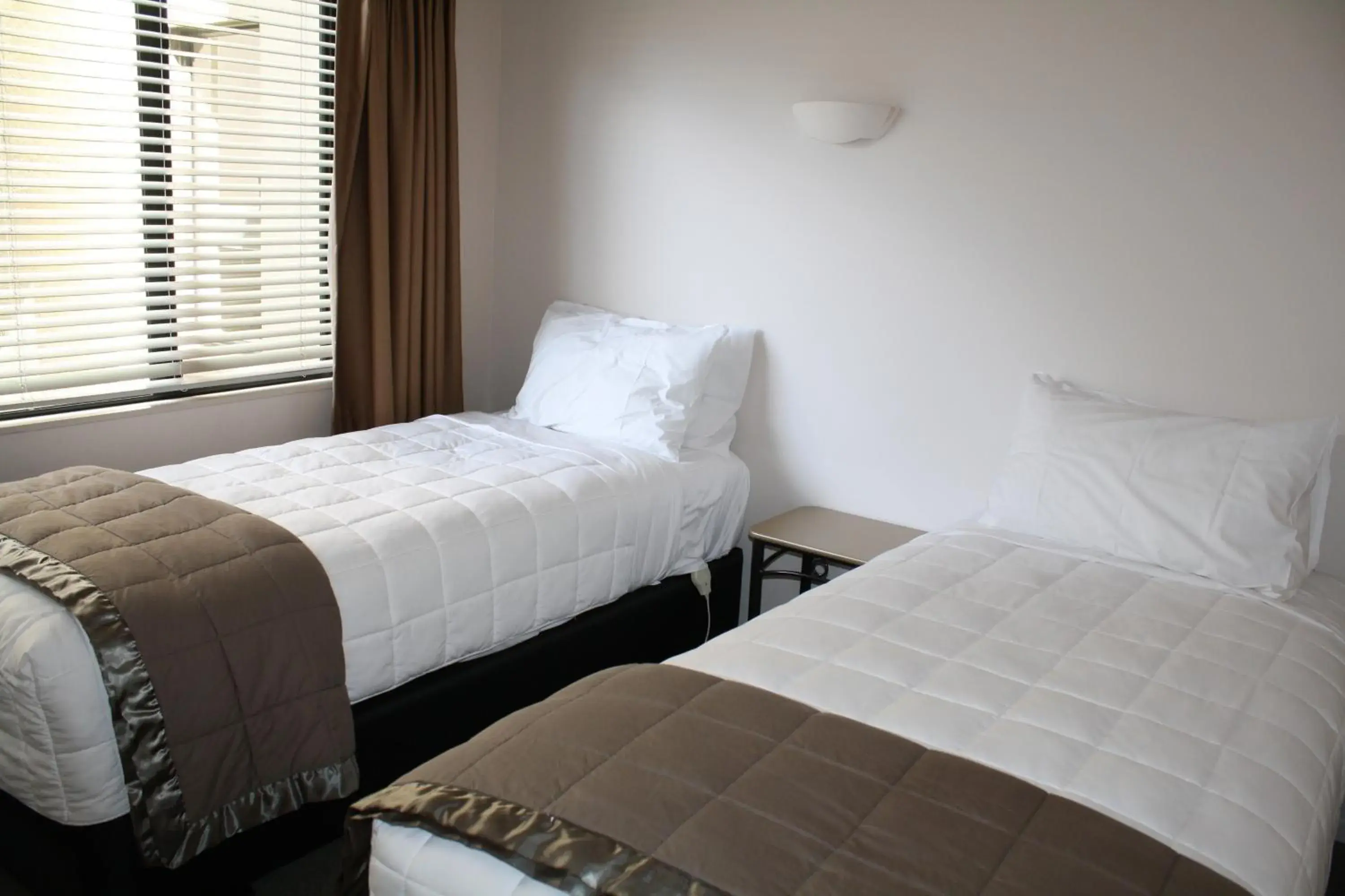 Two-Bedroom Suite in Southgate Motor Inn Two-Bedroom Suite in Southgate Motor Inn