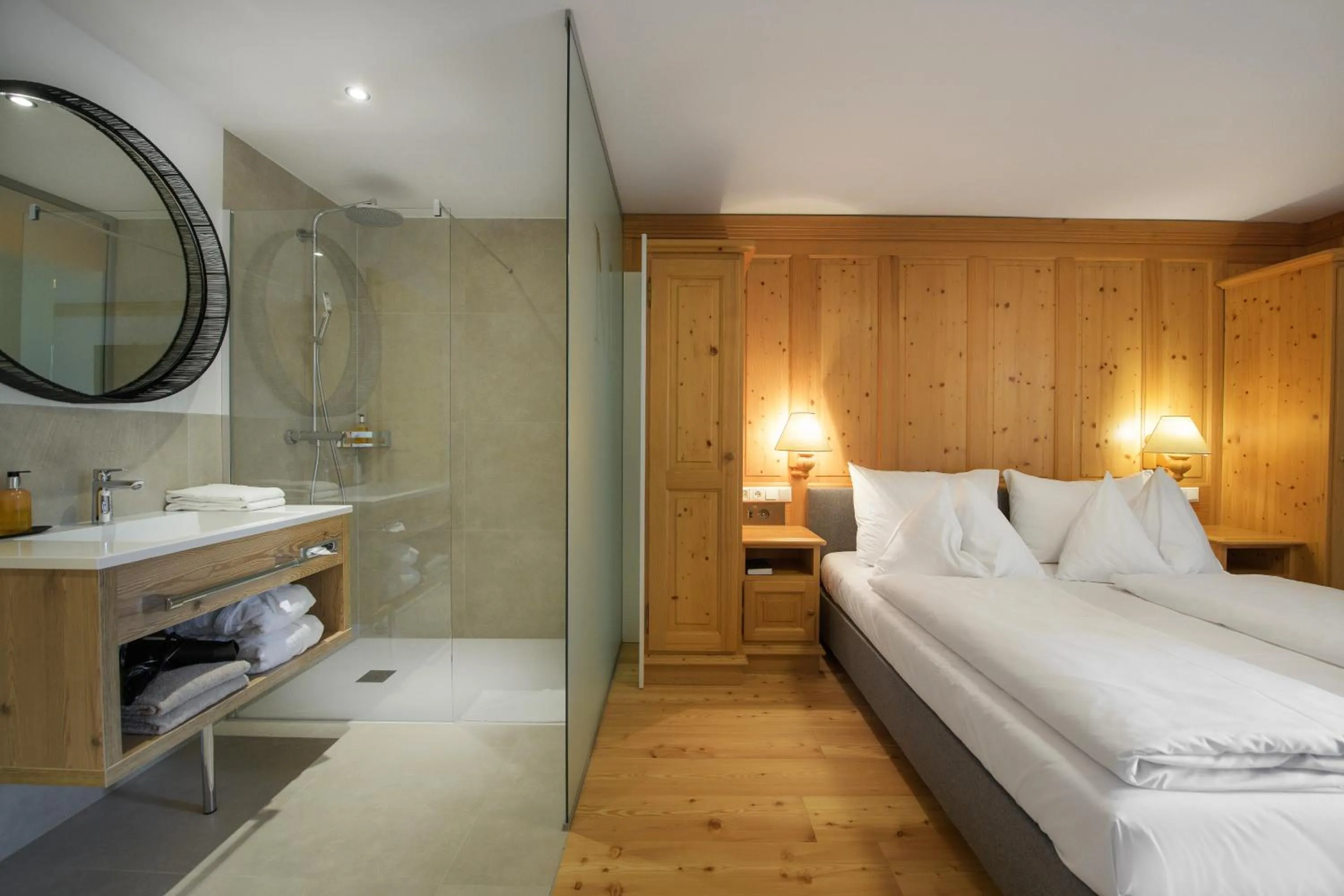 Bed in Hotel Moselebauer