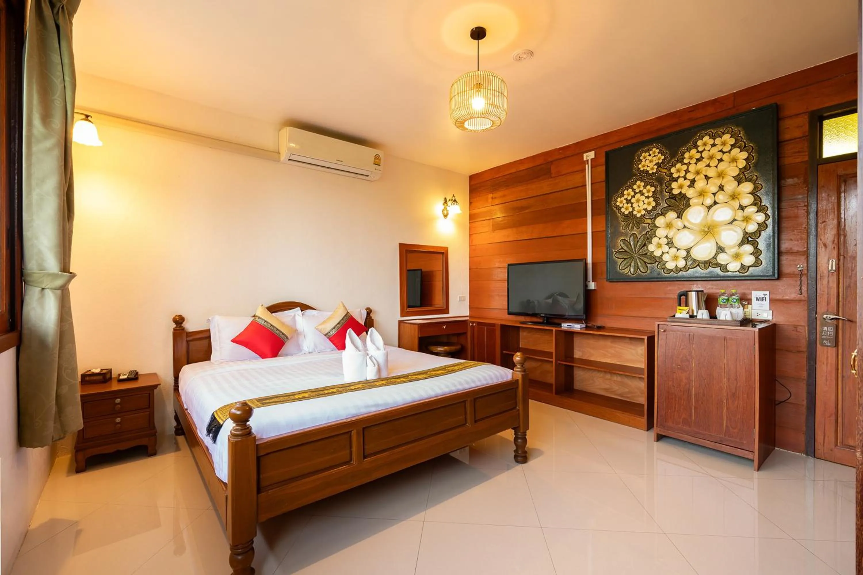 Bedroom in Romsak Lanna Resort