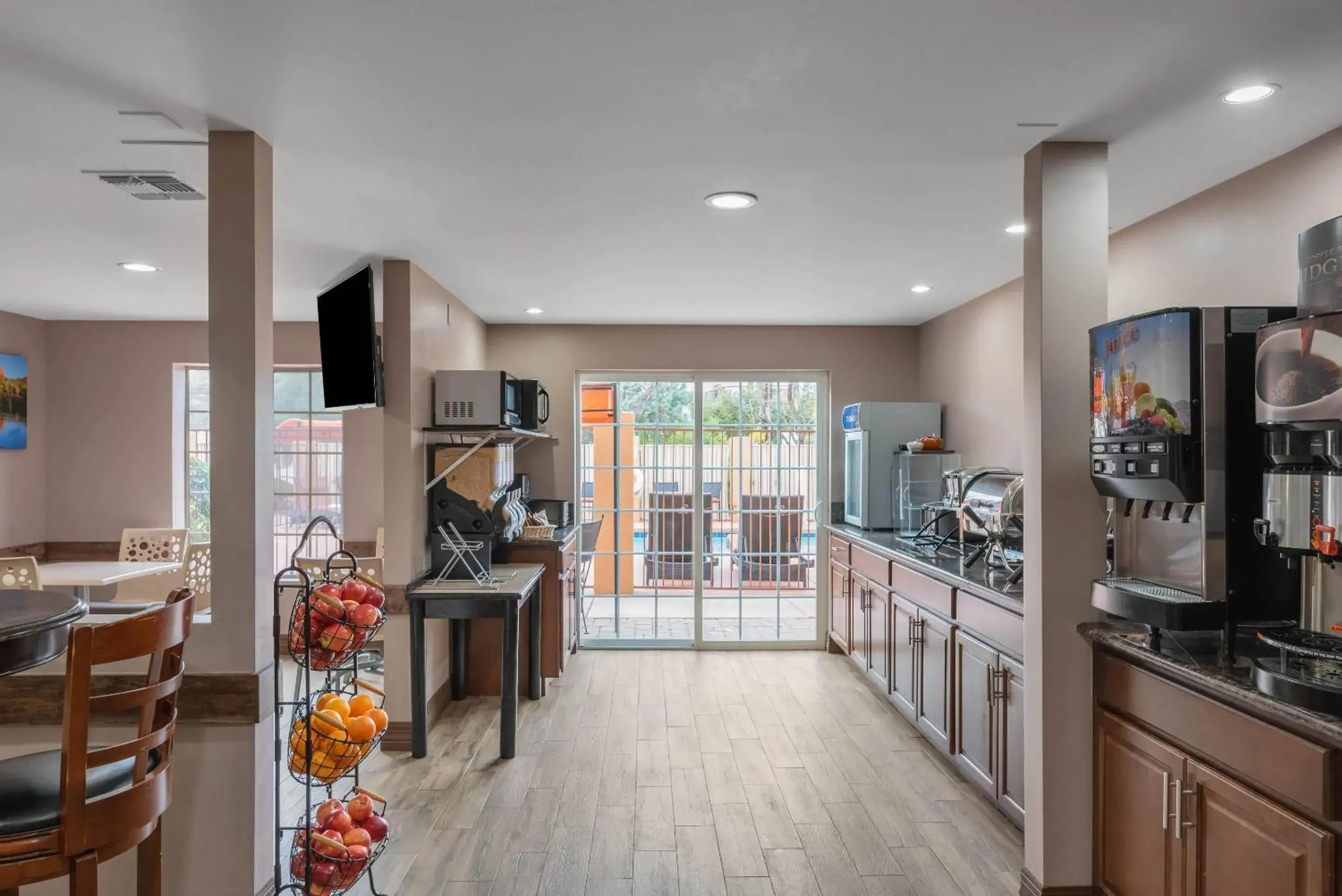 Breakfast in Arroyo Pinion Hotel, an Ascend Collection Hotel Breakfast in Arroyo Pinion Hotel, an Ascend Collection Hotel