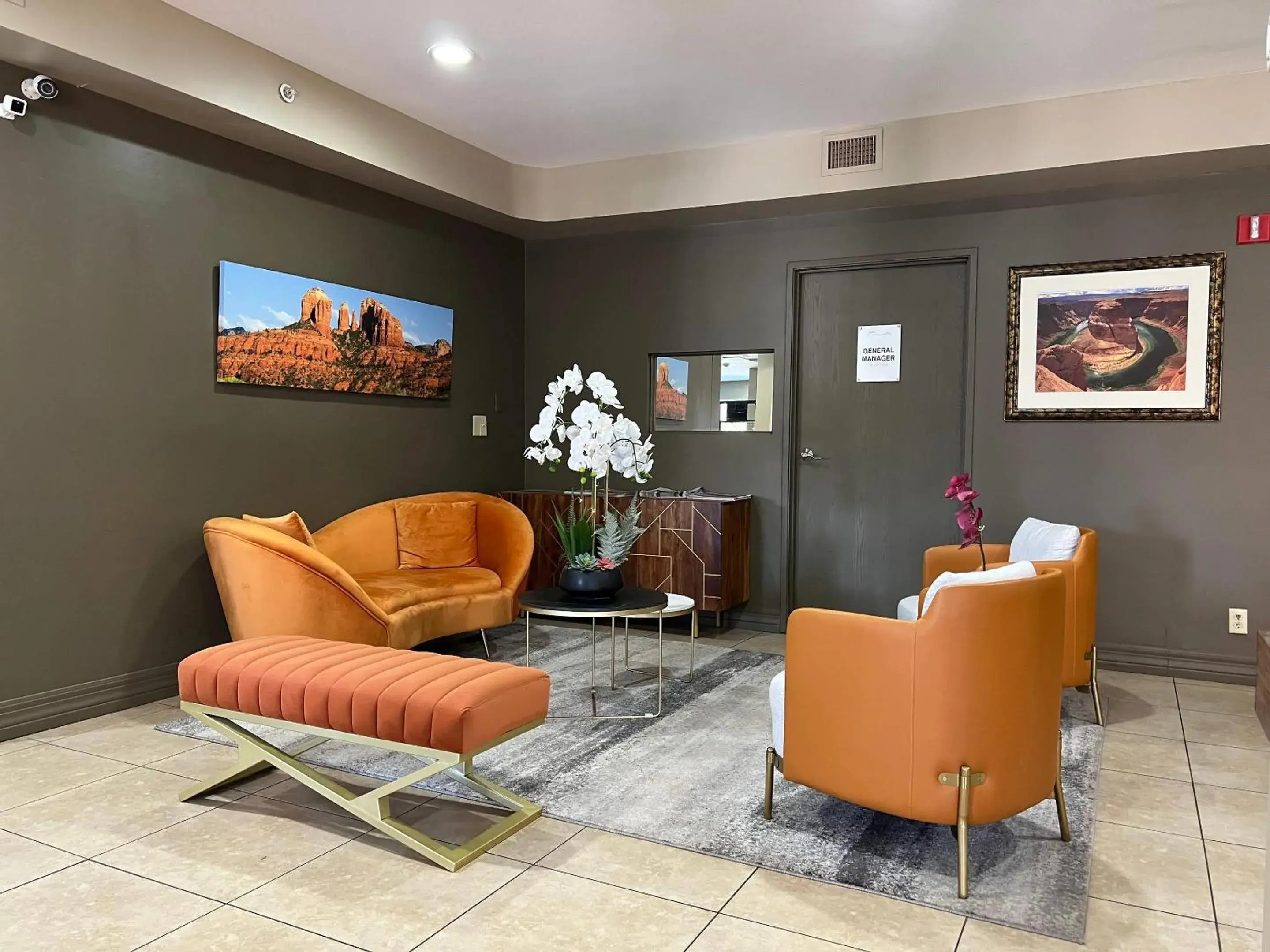 Lobby or reception in Arroyo Pinion Hotel, an Ascend Collection Hotel Lobby or reception in Arroyo Pinion Hotel, an Ascend Collection Hotel