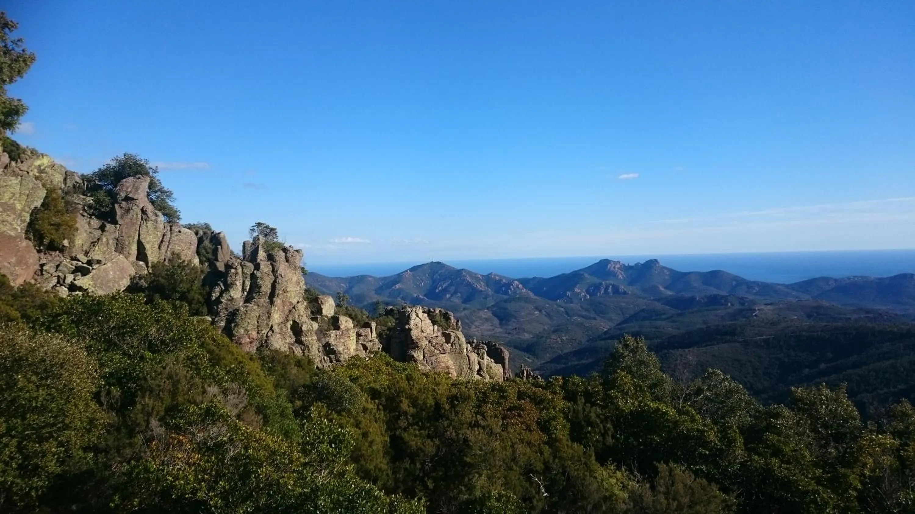 Nearby landmark in L'Estirado des Adrets