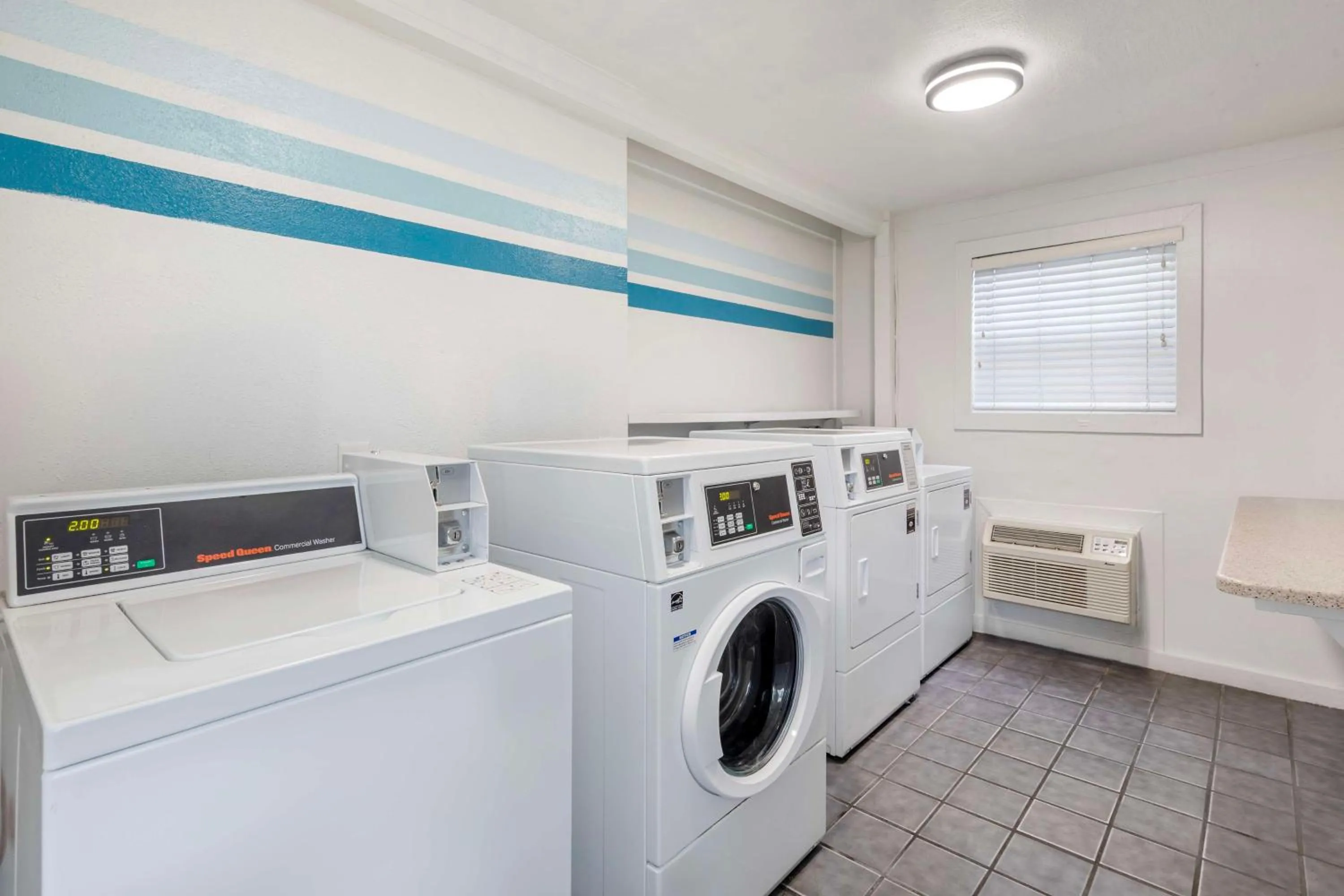 laundry in Best Western Cocoa Beach - Port Canaveral