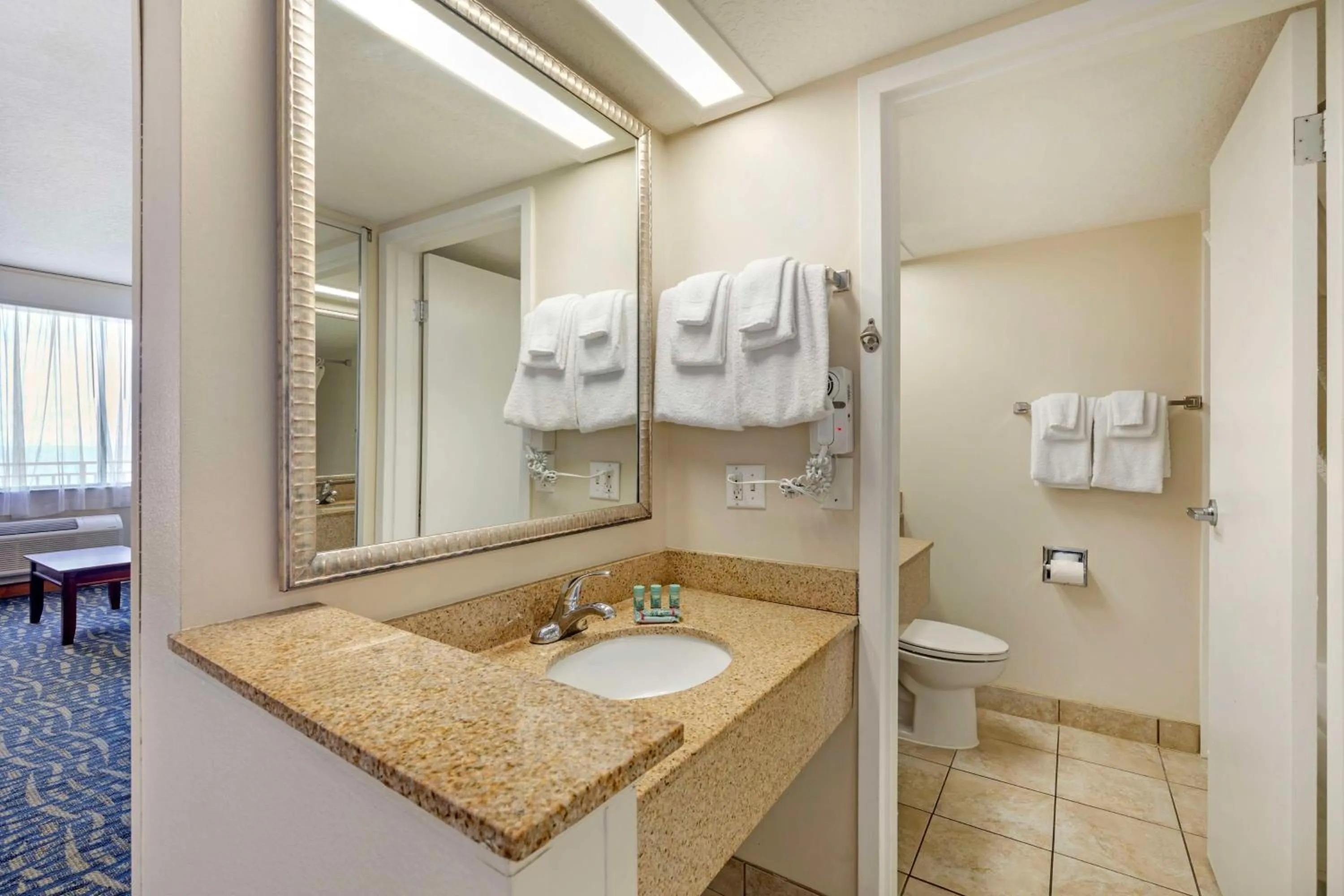 Bathroom in Best Western Cocoa Beach - Port Canaveral