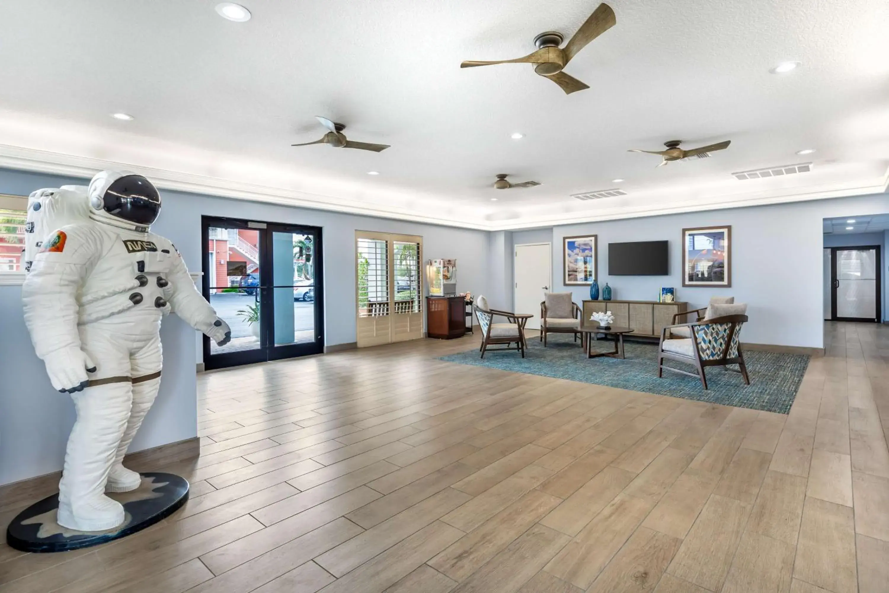 Lobby or reception in Best Western Cocoa Beach - Port Canaveral Lobby or reception in Best Western Cocoa Beach - Port Canaveral