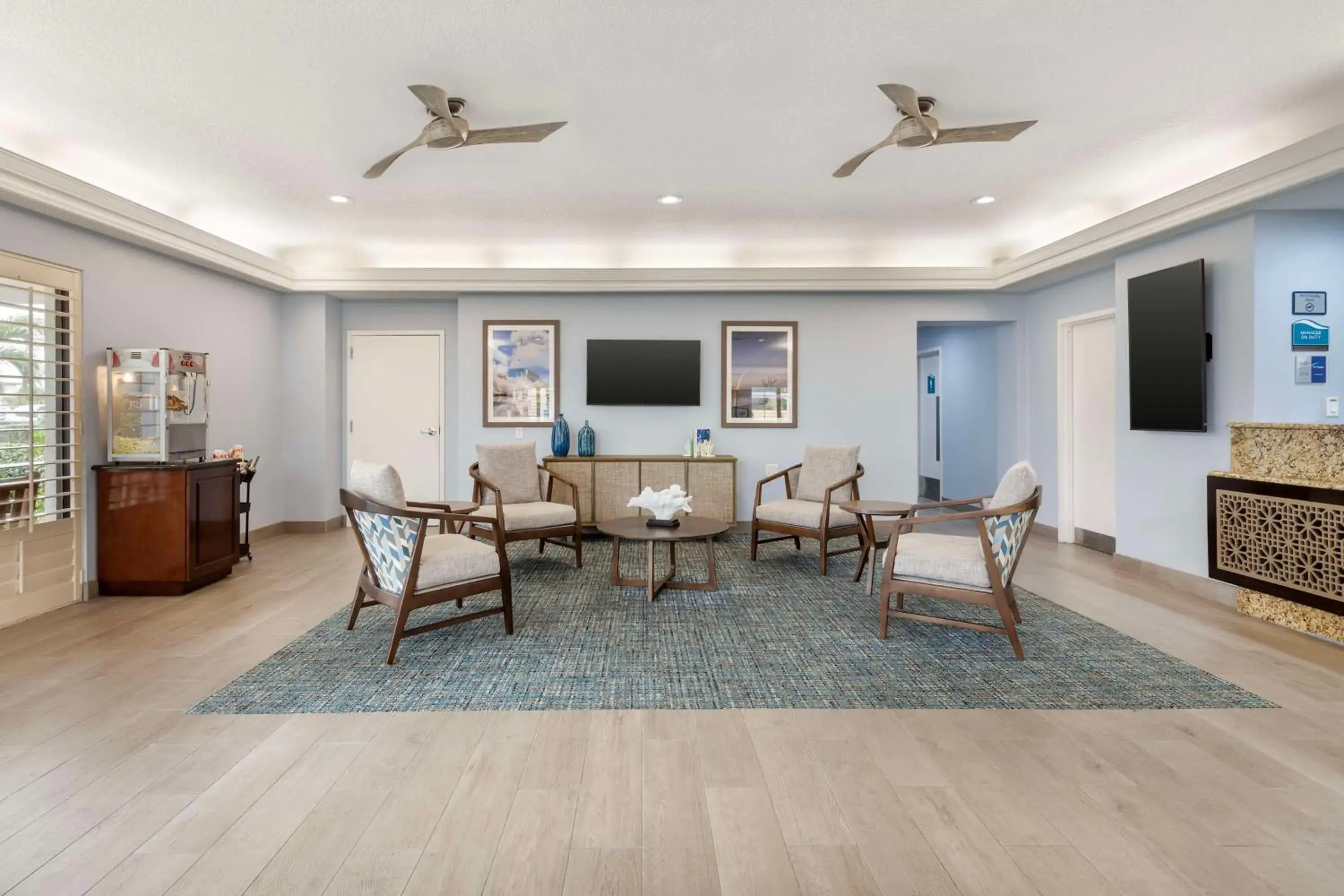 Lobby or reception in Best Western Cocoa Beach - Port Canaveral Lobby or reception in Best Western Cocoa Beach - Port Canaveral