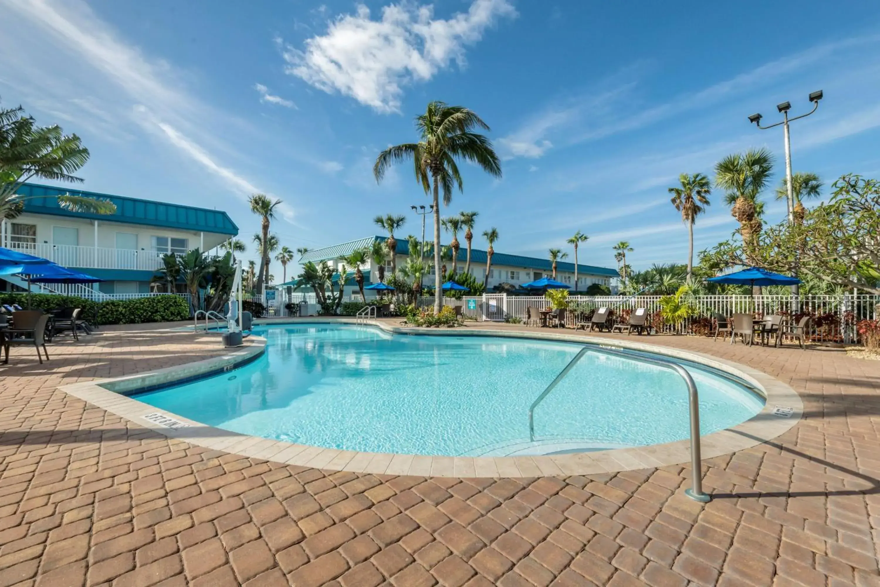 Pool view in Best Western Cocoa Beach - Port Canaveral Pool view in Best Western Cocoa Beach - Port Canaveral