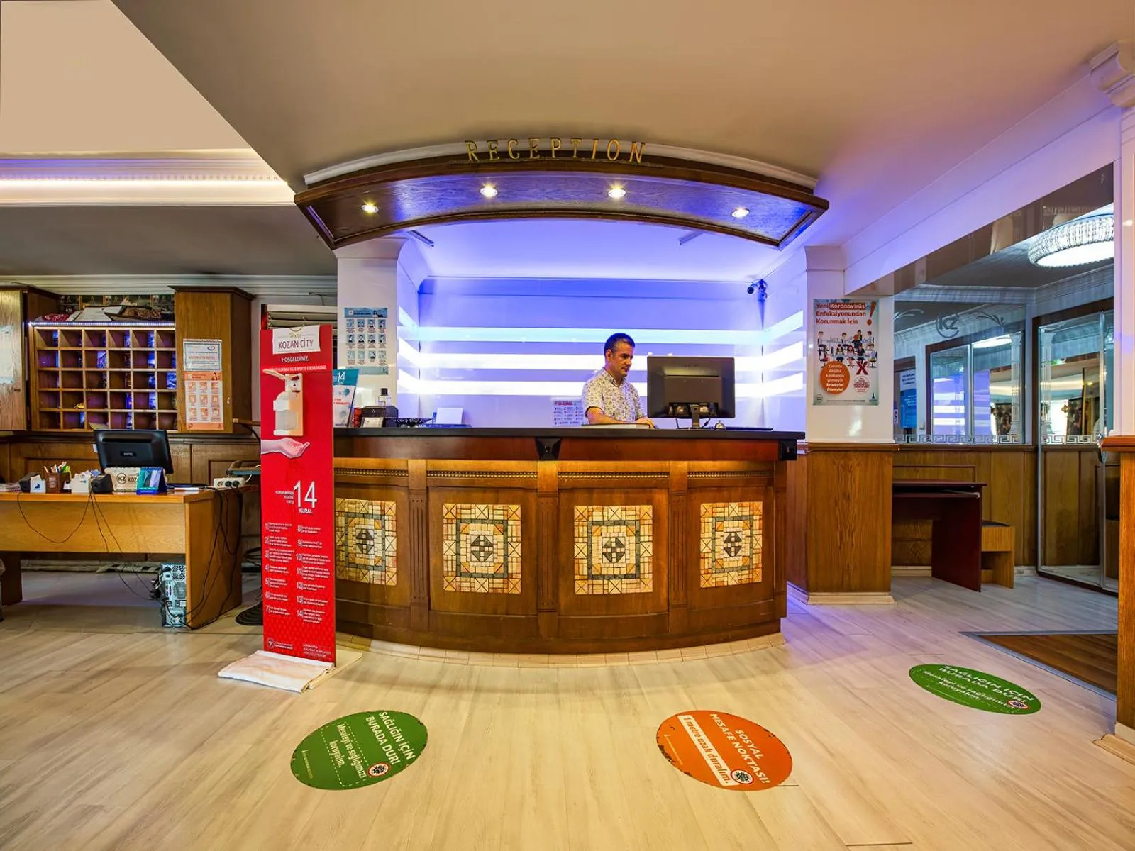 Lobby or reception in Kozan City Hotel