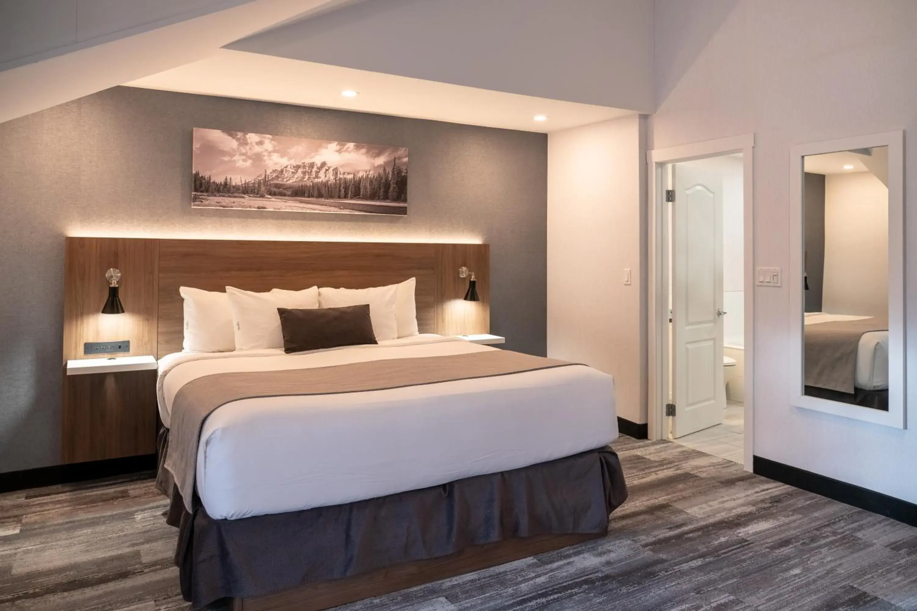 Bed in Red Carpet Inn Bed in Red Carpet Inn