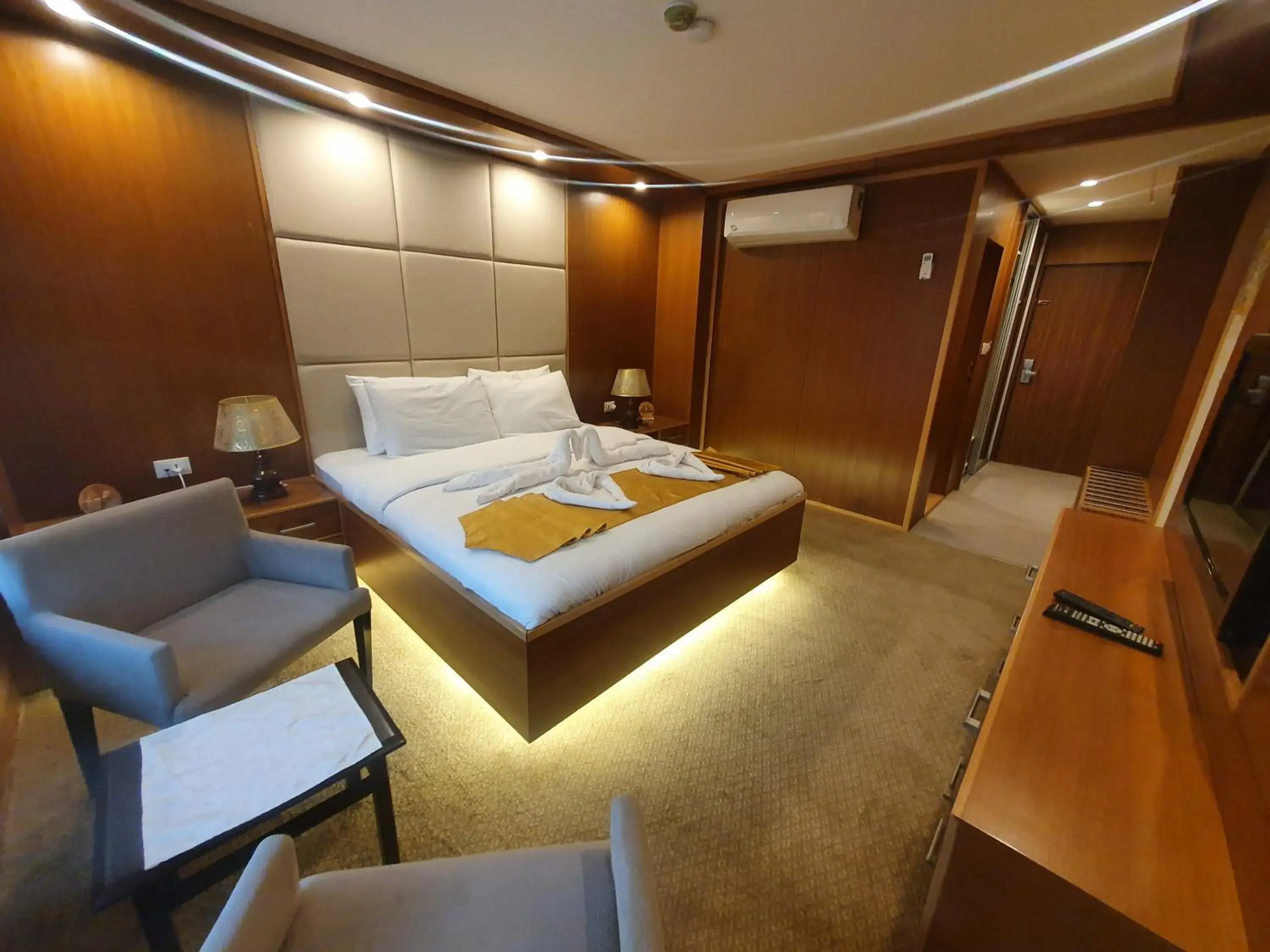 VIP, Bed in Amman Orchid Hotel VIP, Bed in Amman Orchid Hotel