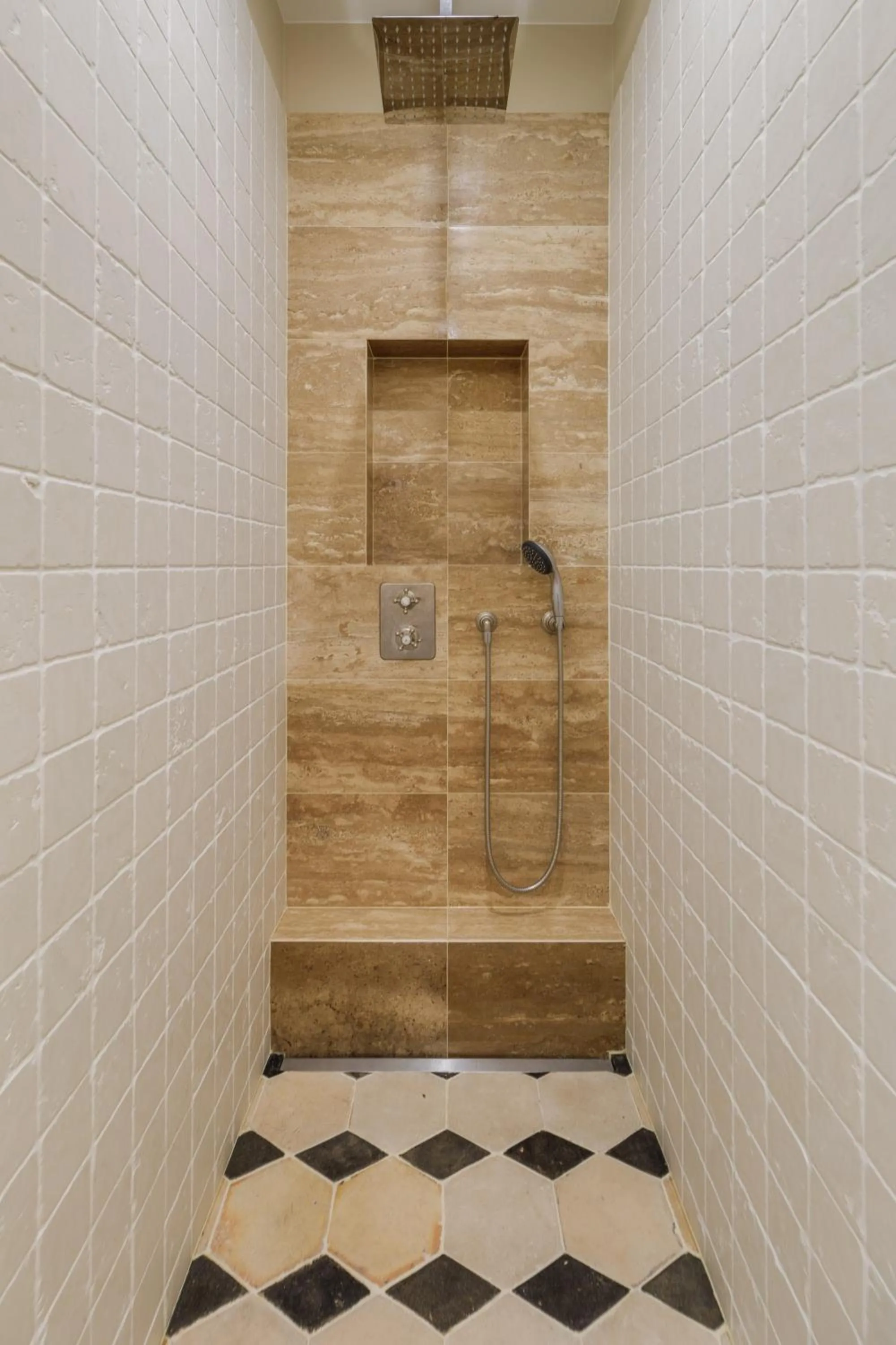 Bathroom in L'Hôtel Particulier - Paris Asnières