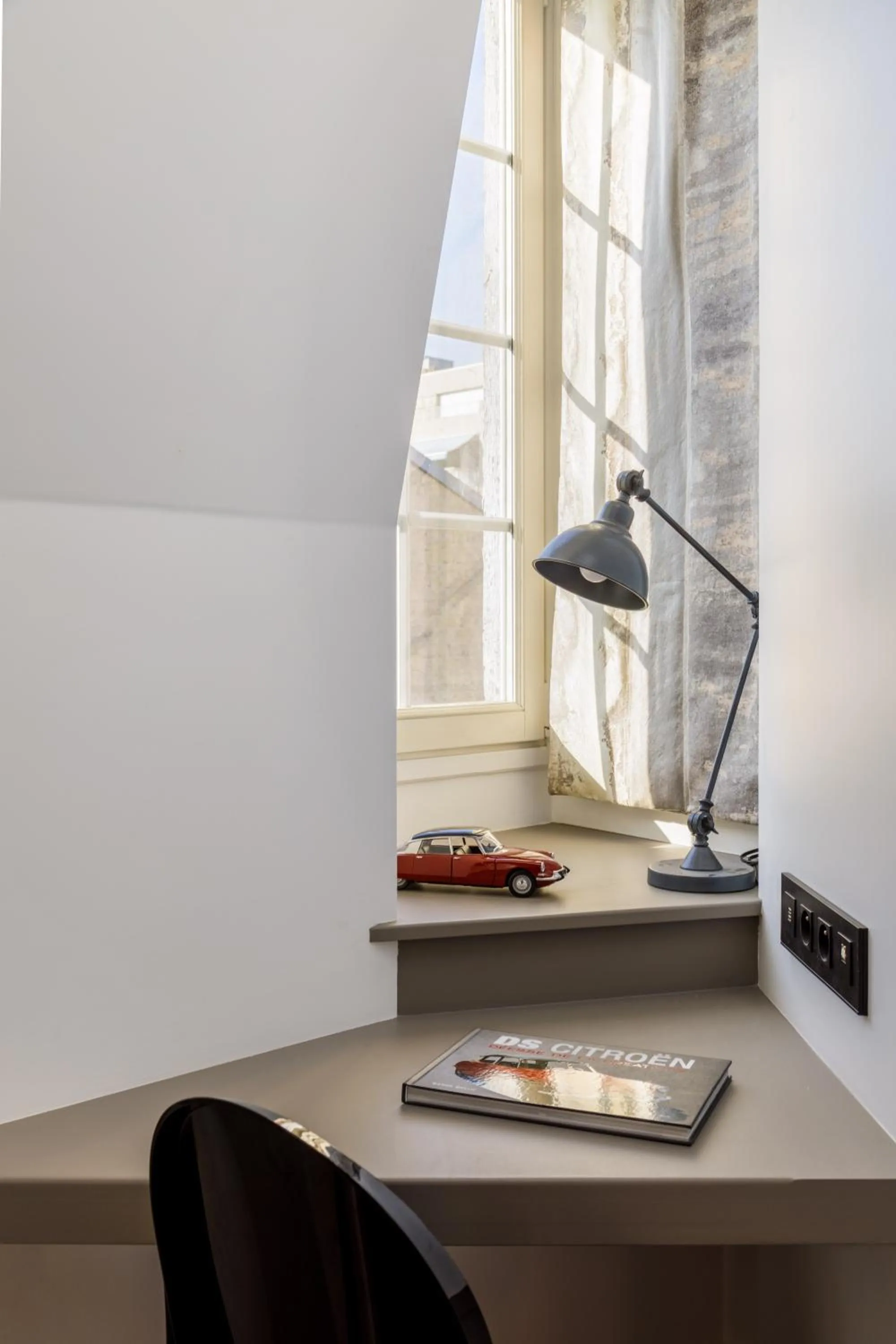 Seating area in L'Hôtel Particulier - Paris Asnières