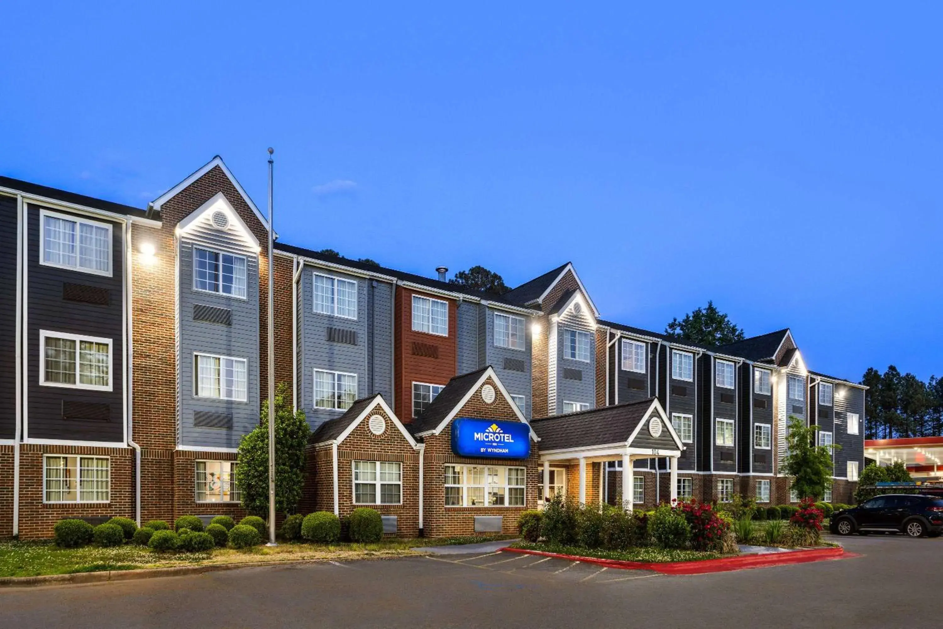 Property building in Microtel Inn by Wyndham Raleigh-Durham Airport Property building in Microtel Inn by Wyndham Raleigh-Durham Airport