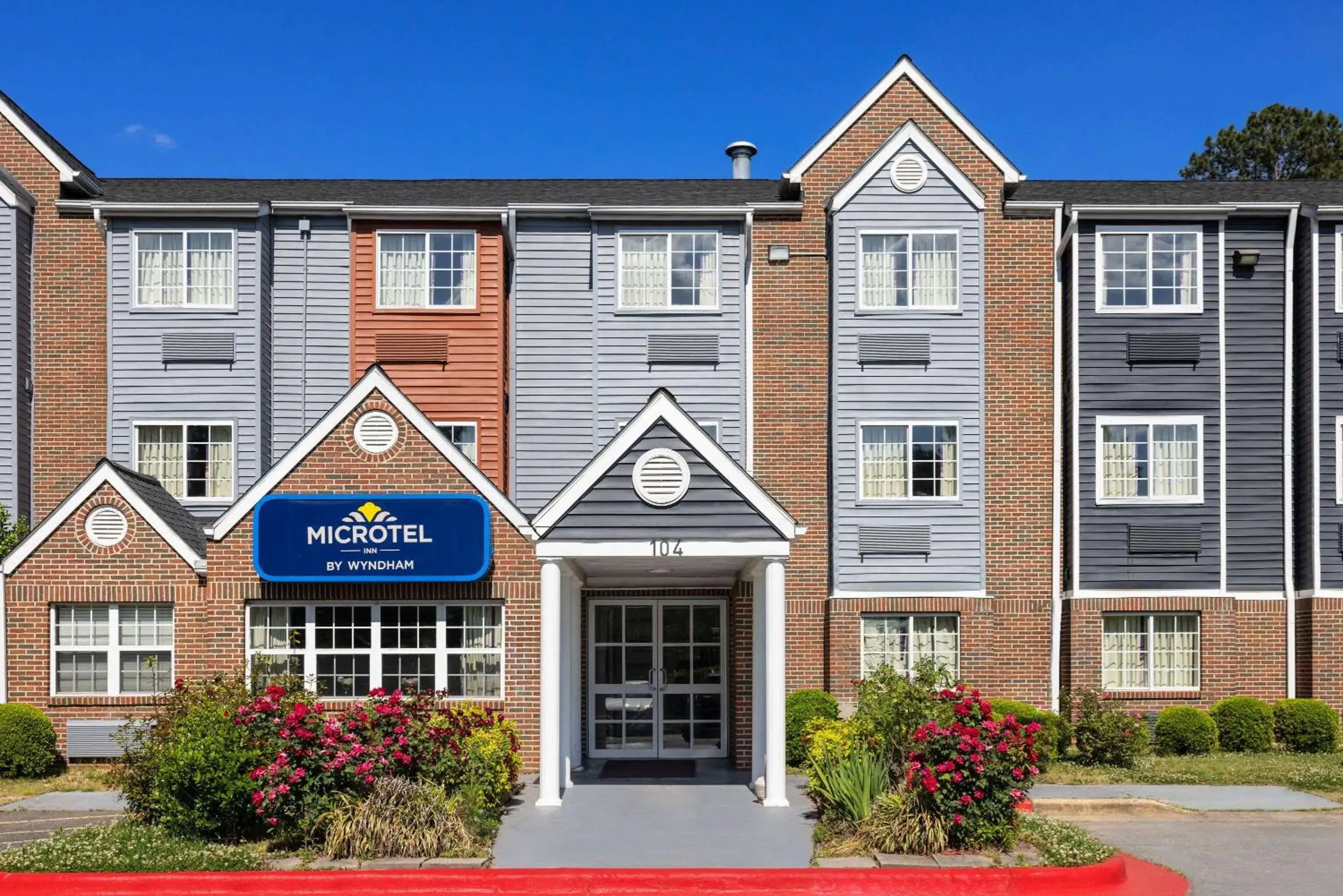 Property building in Microtel Inn by Wyndham Raleigh-Durham Airport Property building in Microtel Inn by Wyndham Raleigh-Durham Airport