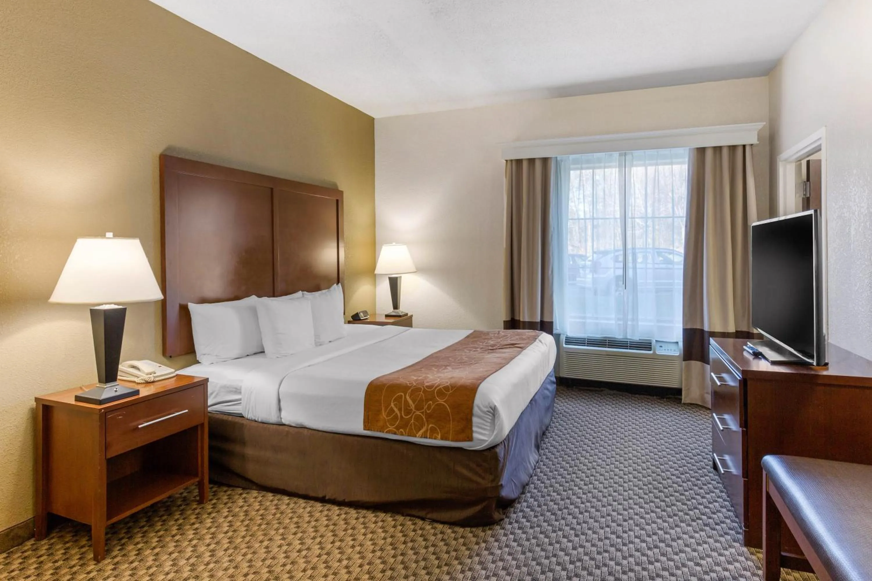 Bedroom, Bed in Comfort Suites Elkridge Columbia Gateway