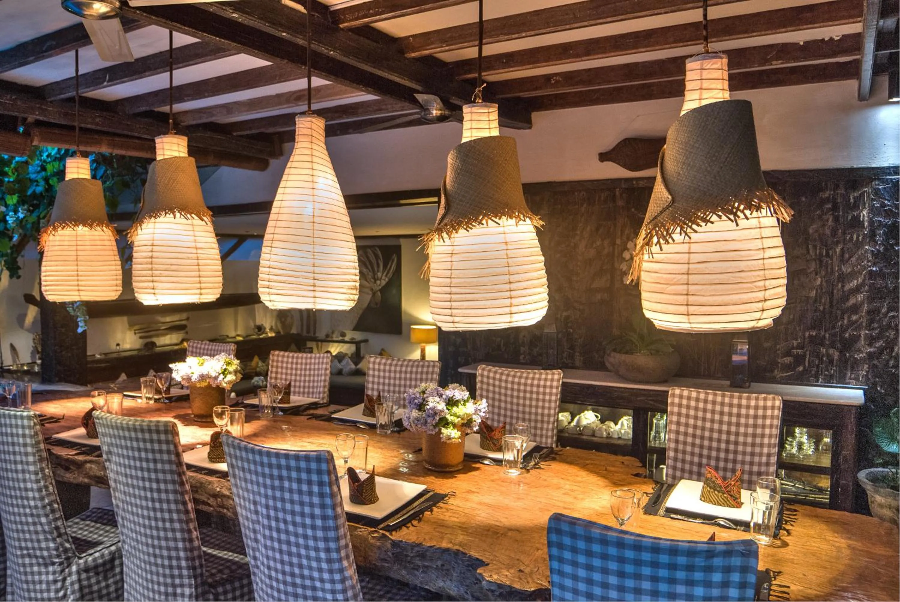 Restaurant/places to eat in Phinisi Villas - Seminyak Beach