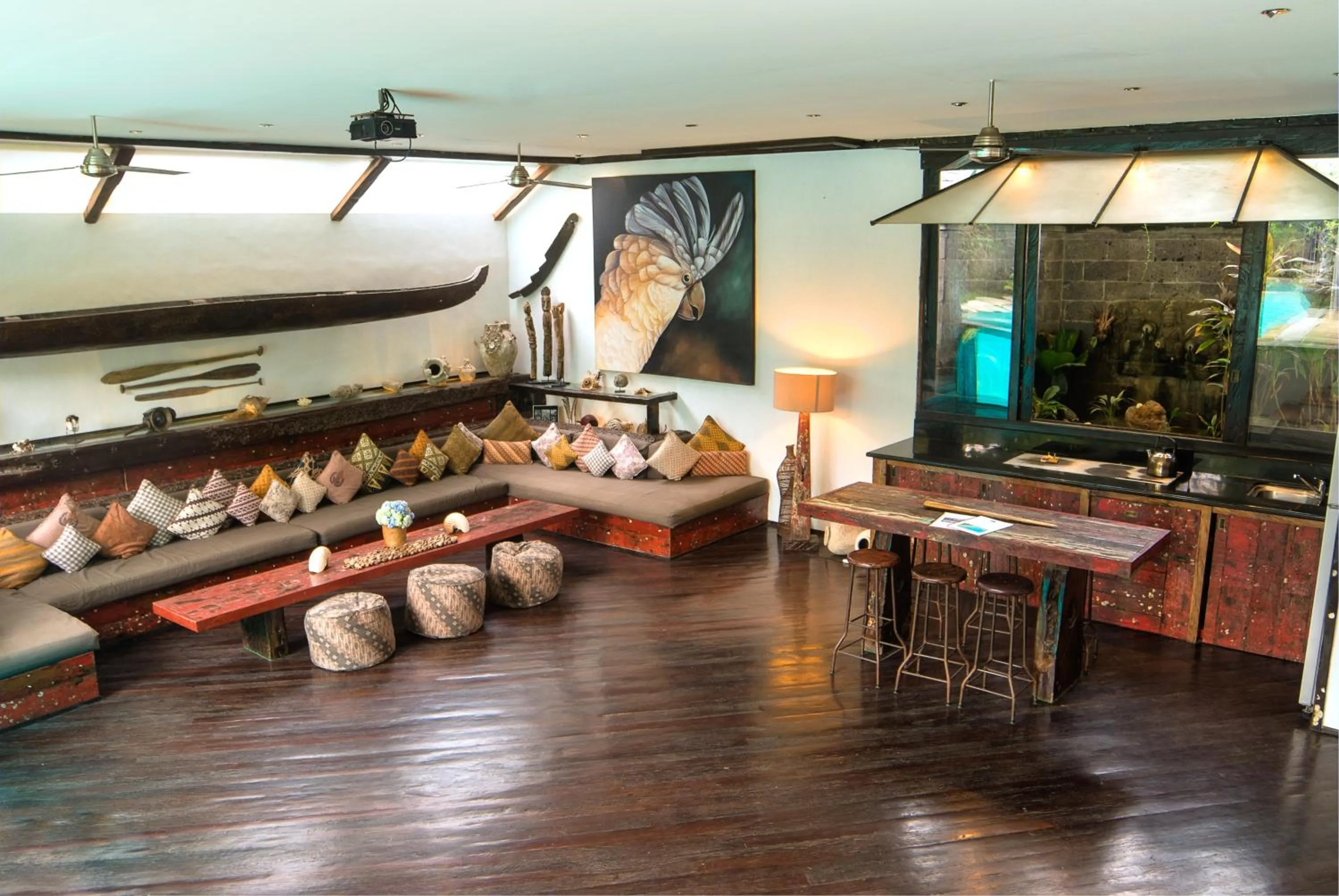 Decorative detail in Phinisi Villas - Seminyak Beach