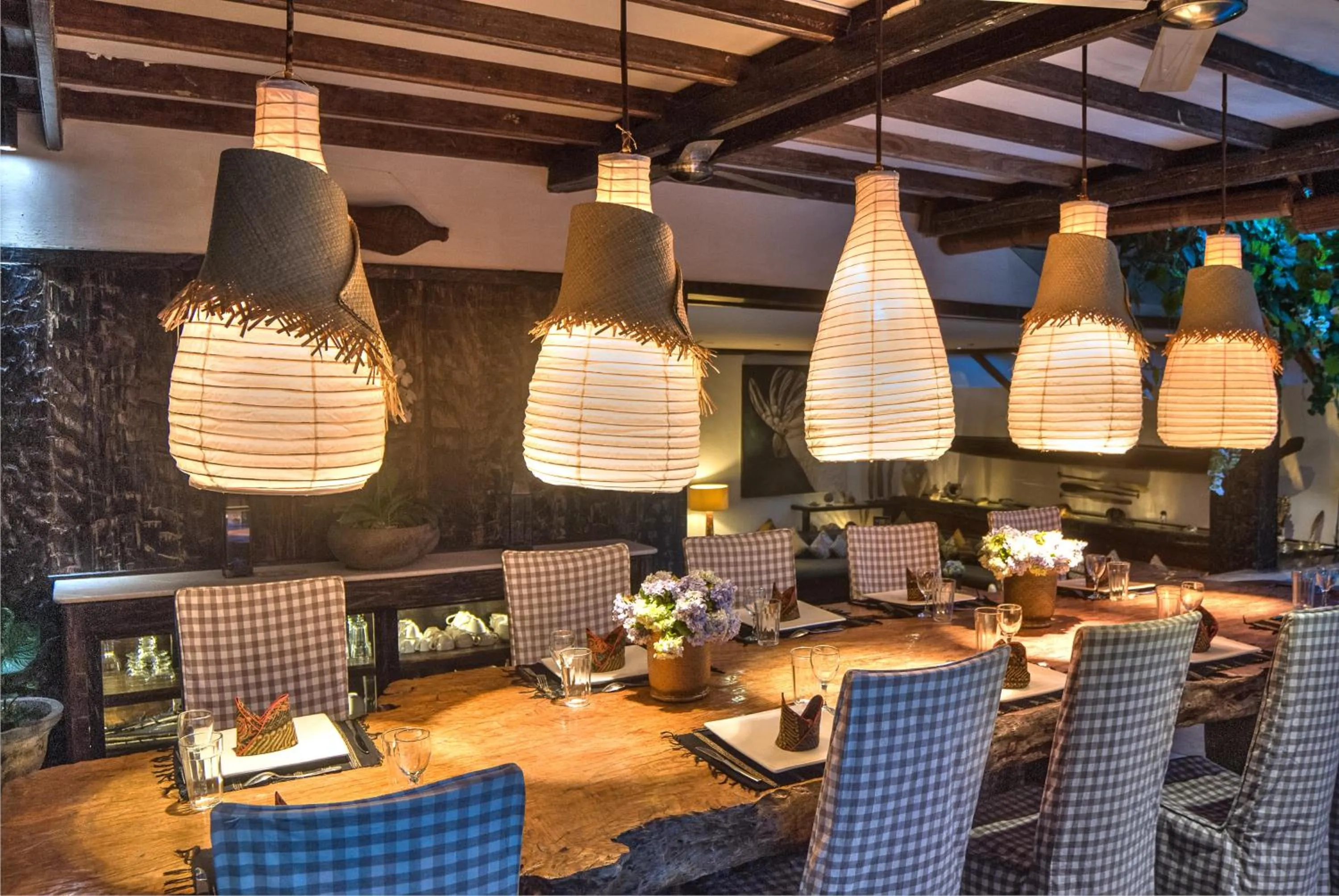 Restaurant/places to eat in Phinisi Villas - Seminyak Beach