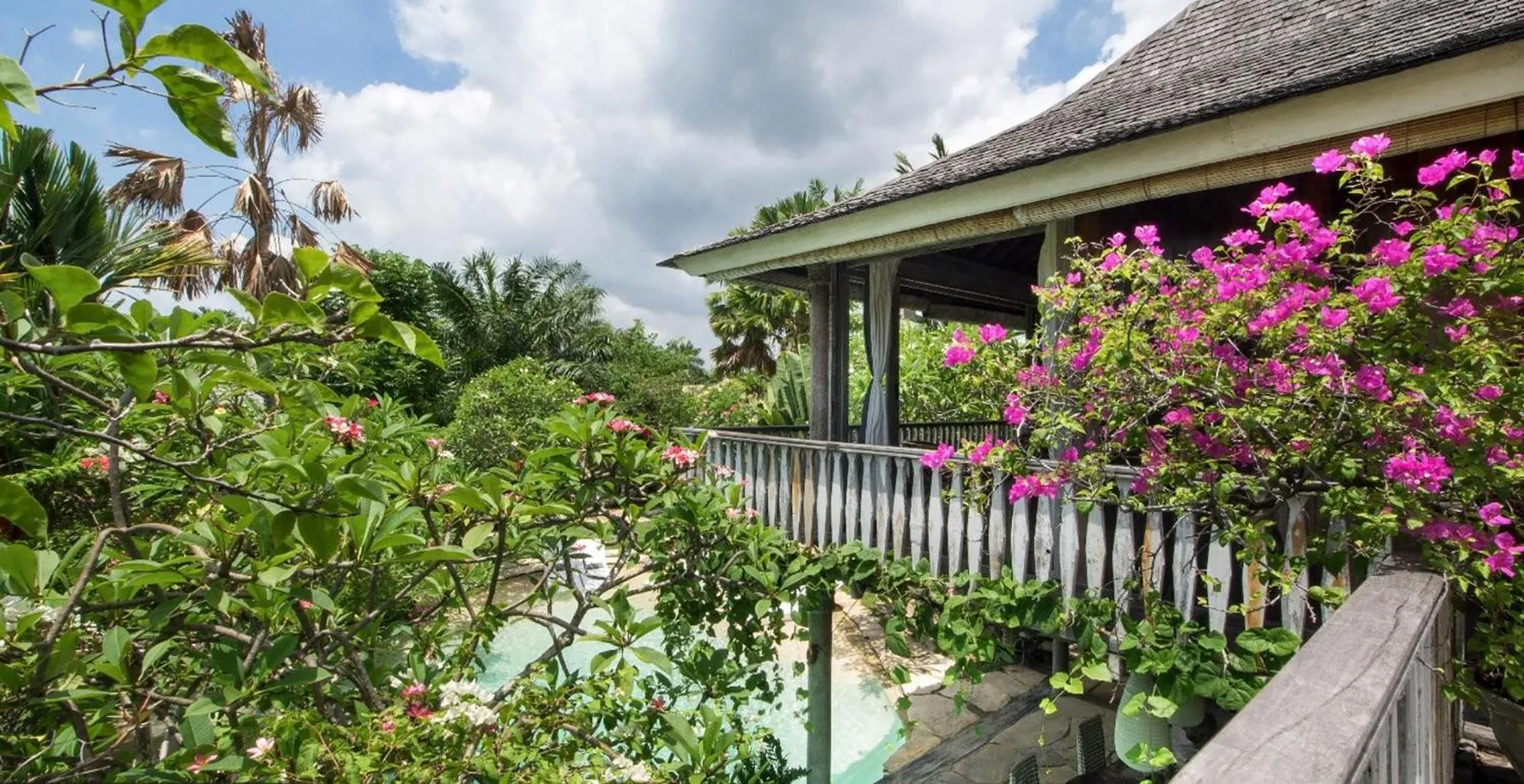 Phinisi Villas - Seminyak Beach