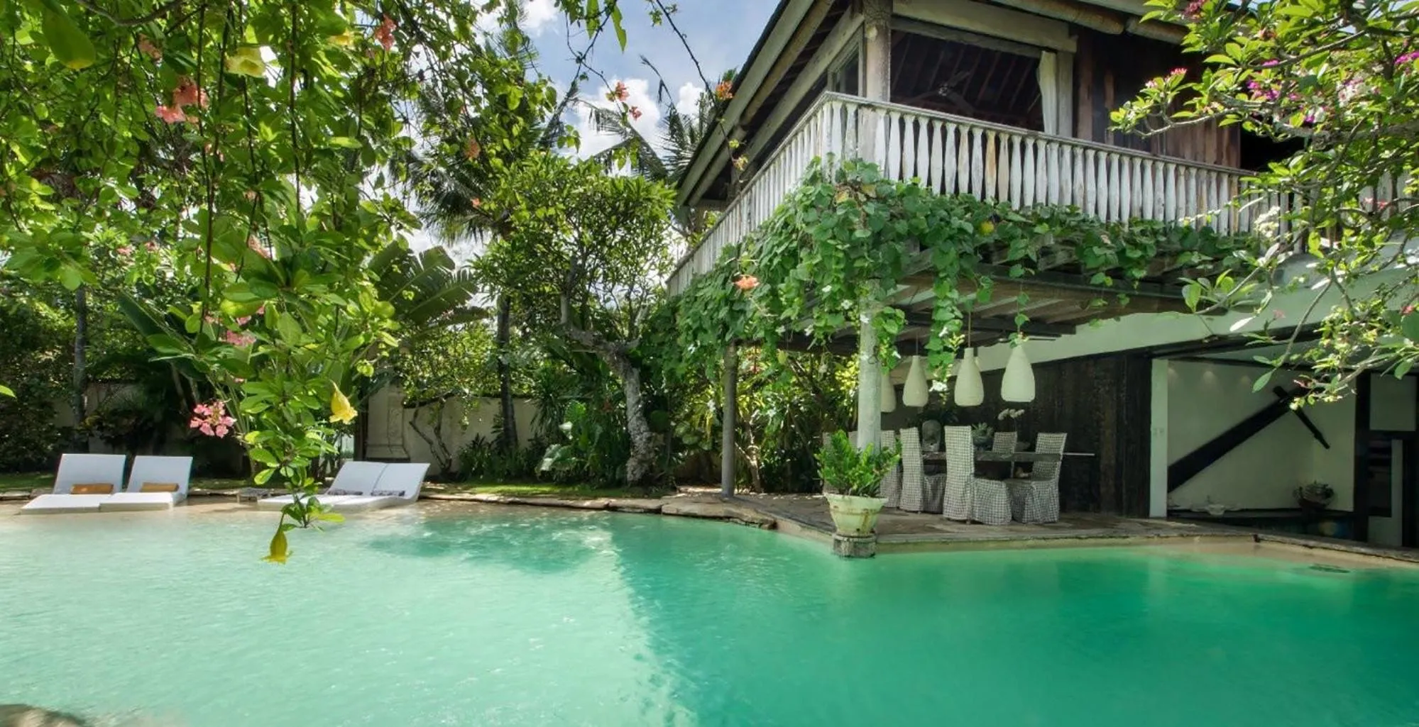 Phinisi Villas - Seminyak Beach