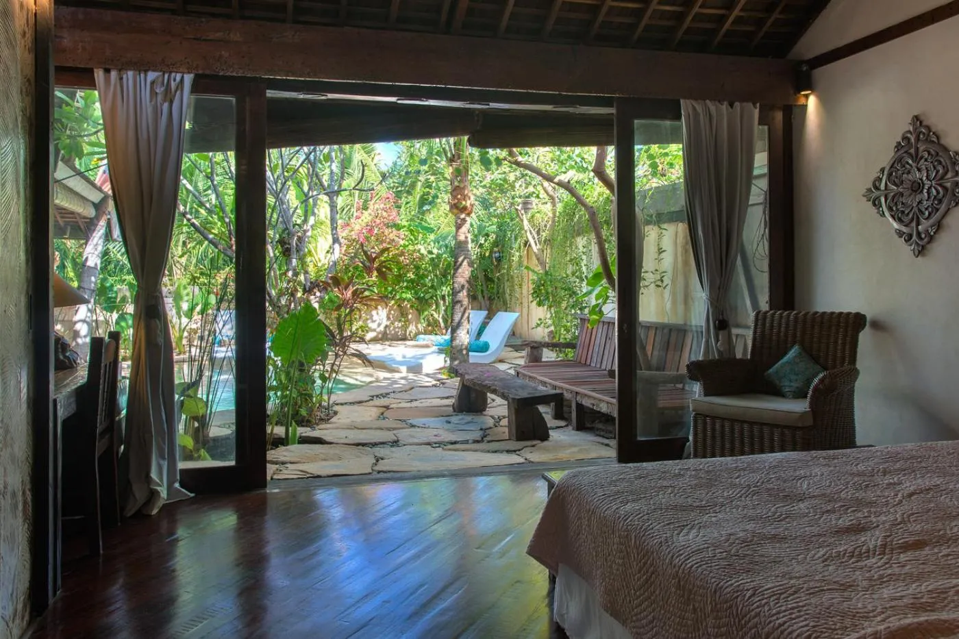 Bed in Phinisi Villas - Seminyak Beach