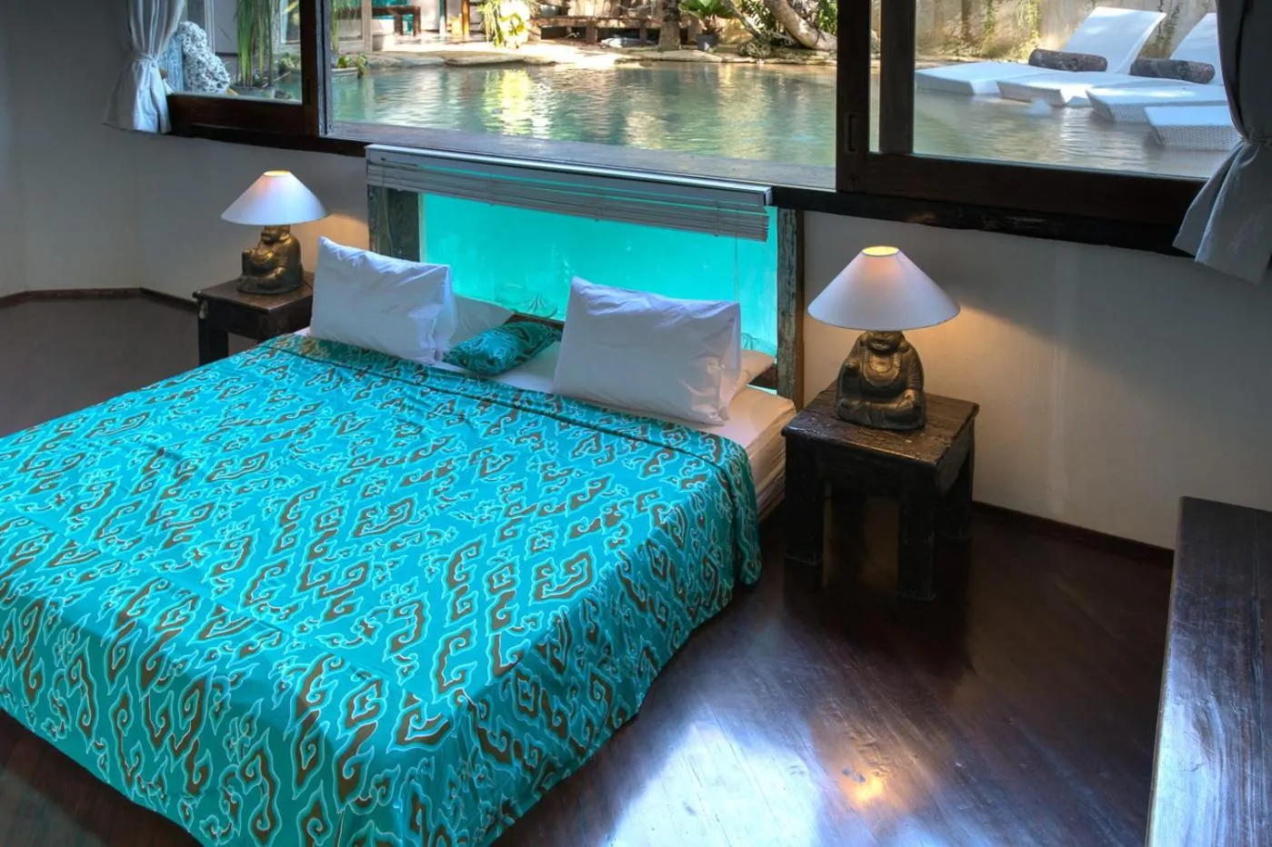 Bed in Phinisi Villas - Seminyak Beach