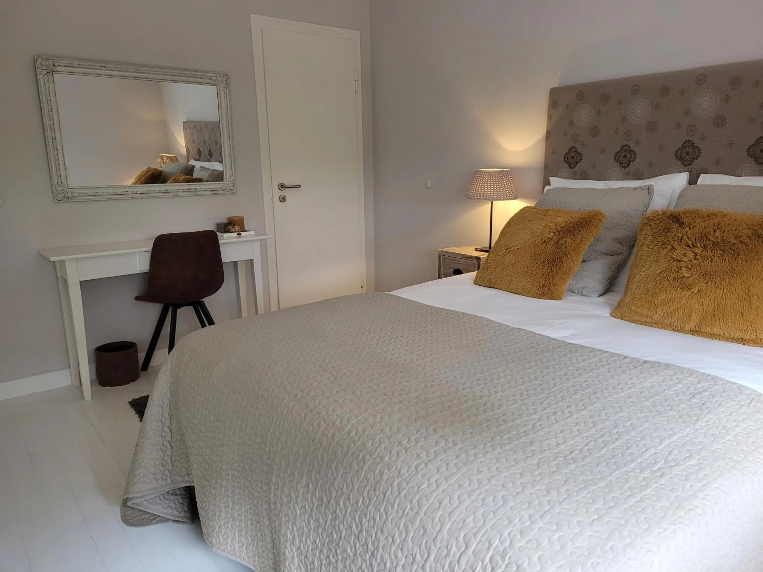 Bedroom, Bed in Bon Vert B&B en Café