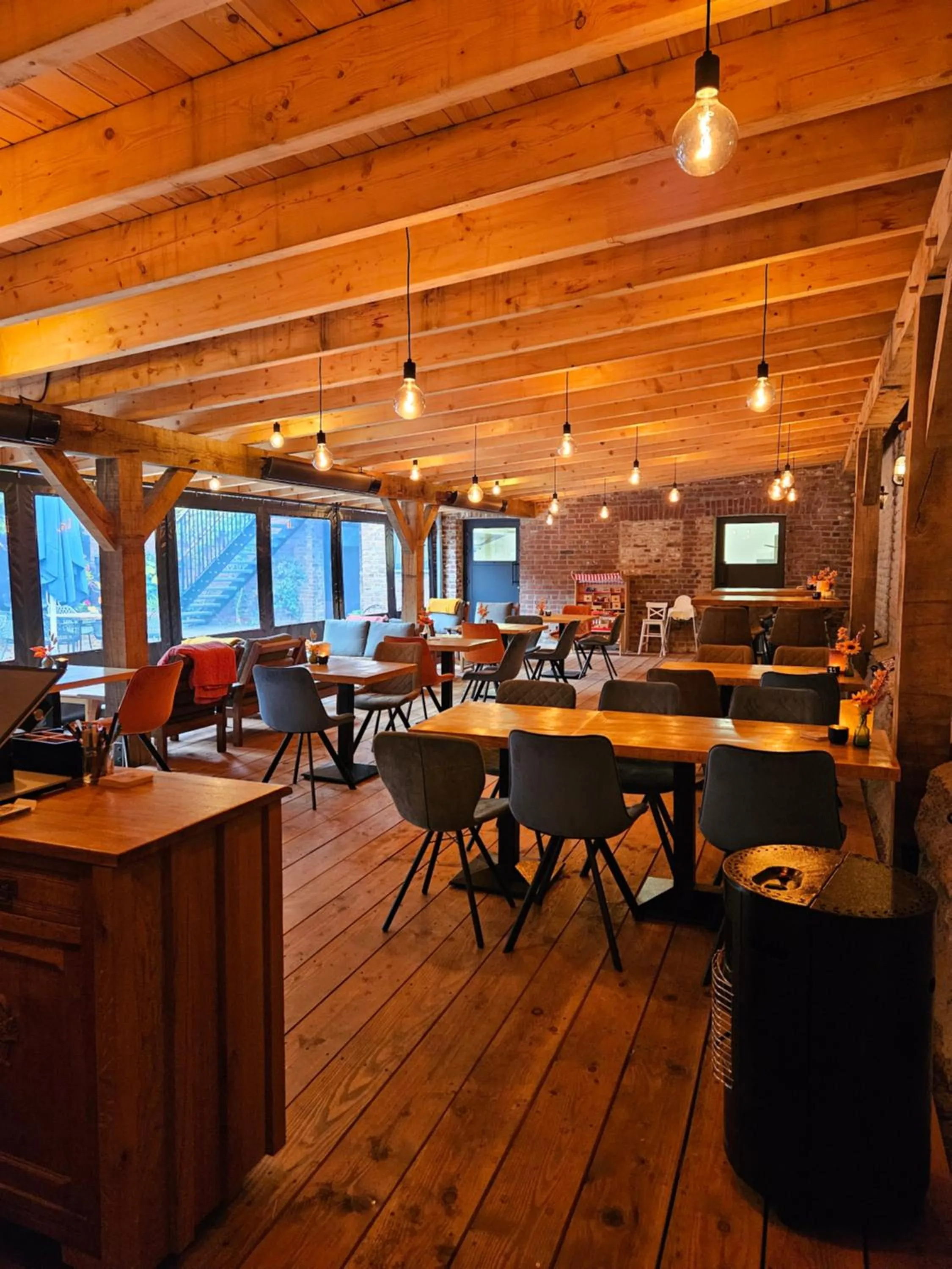 Property building in Bon Vert B&B en Café