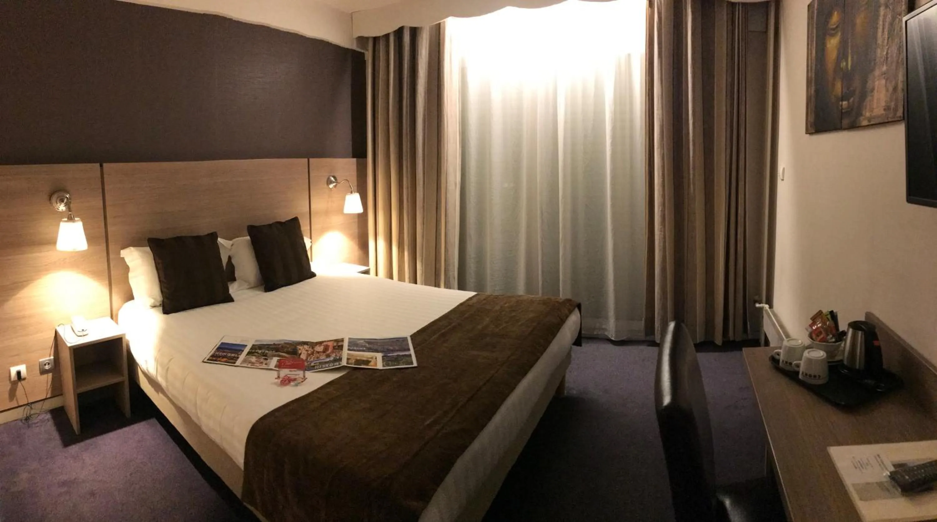 Bed in The Originals City, Hôtel Villancourt, Grenoble Sud