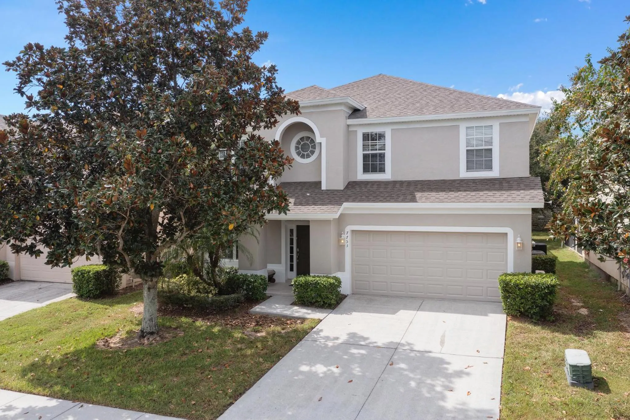 Property building in WindsorHills Villa Pool Resort Amenities Minutes to Disney