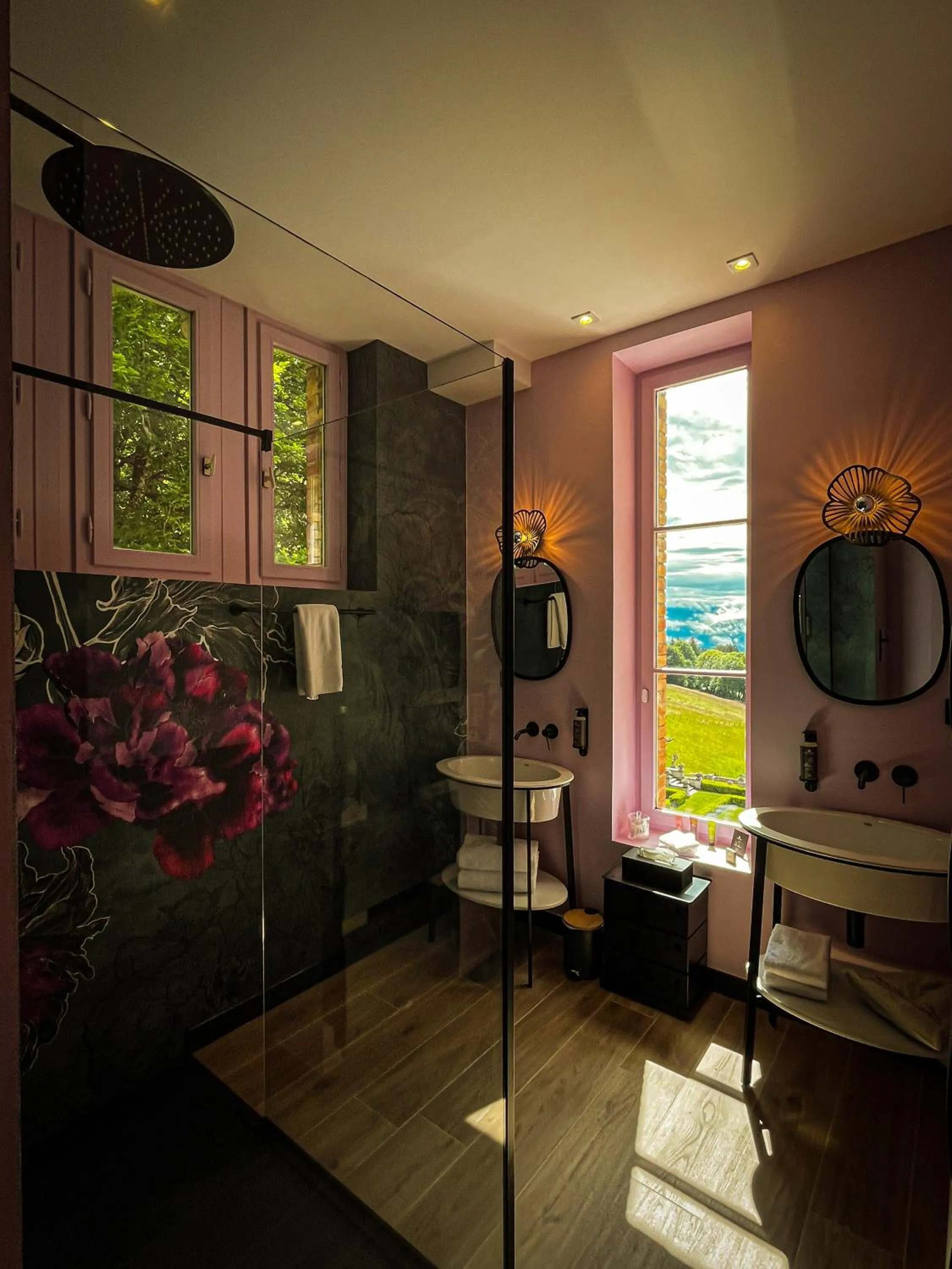 Bathroom in Château des Avenieres - Relais & Châteaux