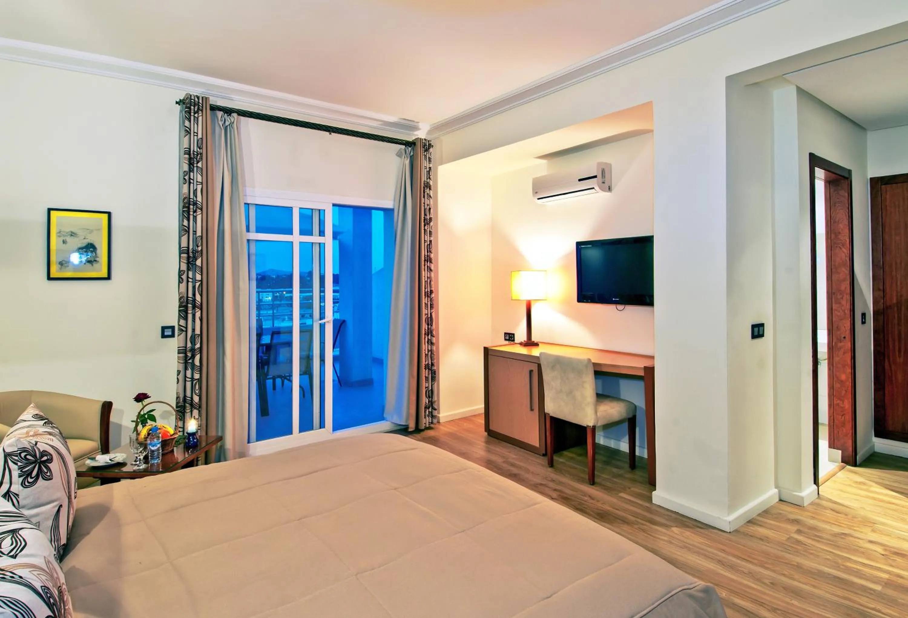 Bedroom, Bed in Across Hotels & Spa