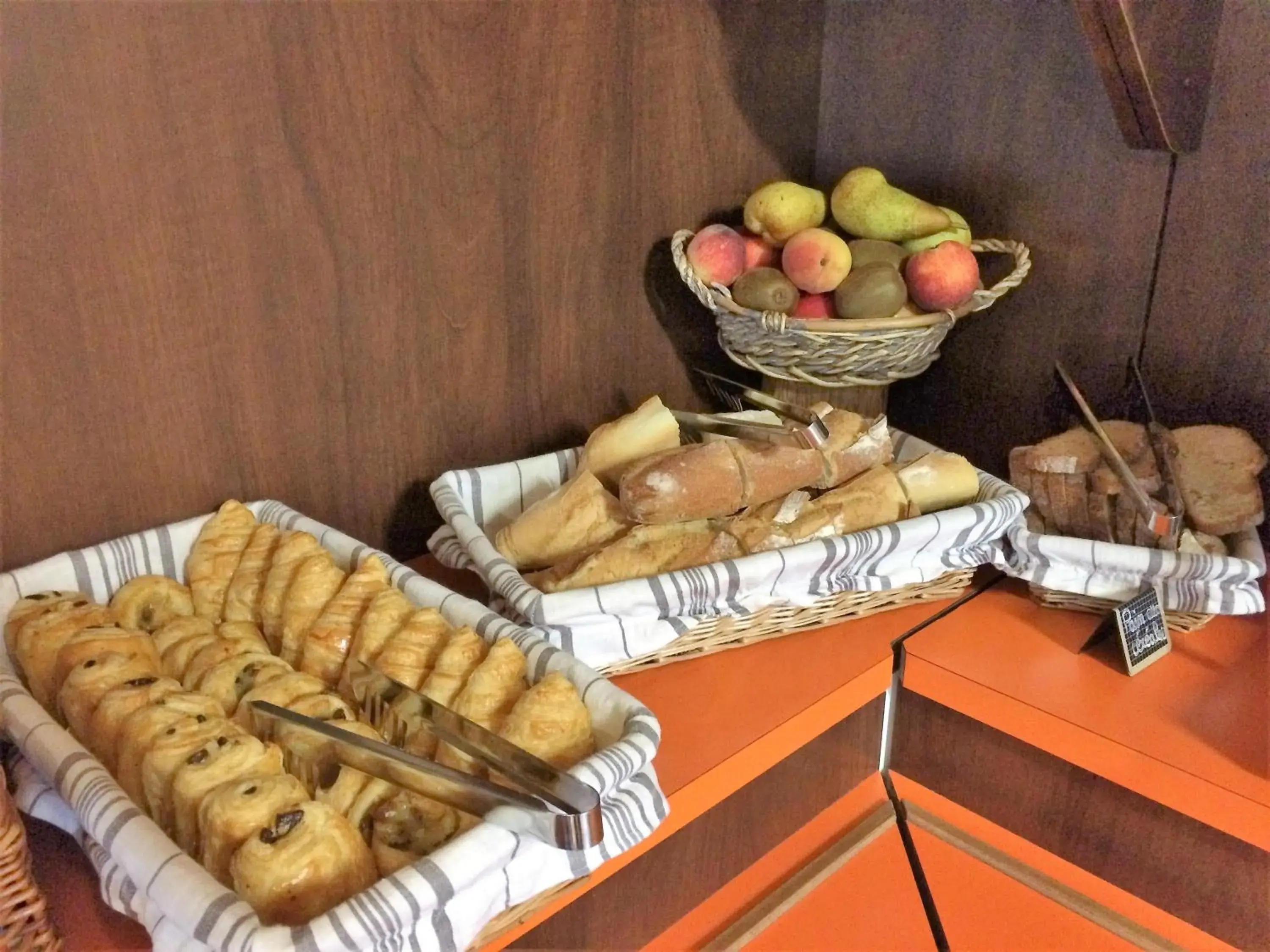 Breakfast in Delfotel Breakfast in Delfotel